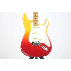 ＦＥＮＤＥＲ　　ＰＬＡＹＥＲ　ＰＬＵＳ　ＳＴＲＡＴＯＣＡＳＴＥＲ