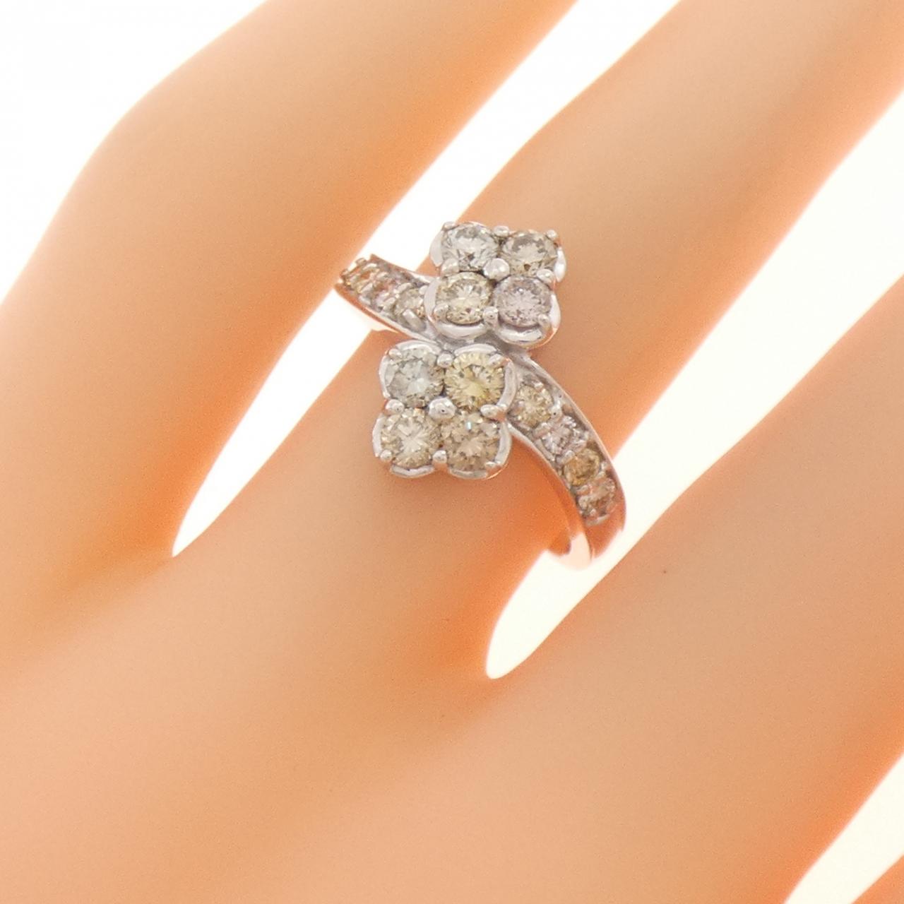 K18WG フラワー ダイヤモンド リング 0.90CT