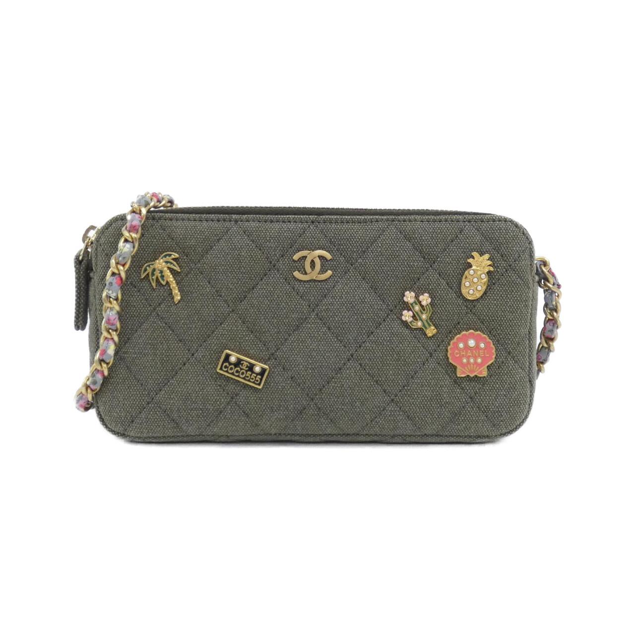 シャネル 82527 チェーンウォレット