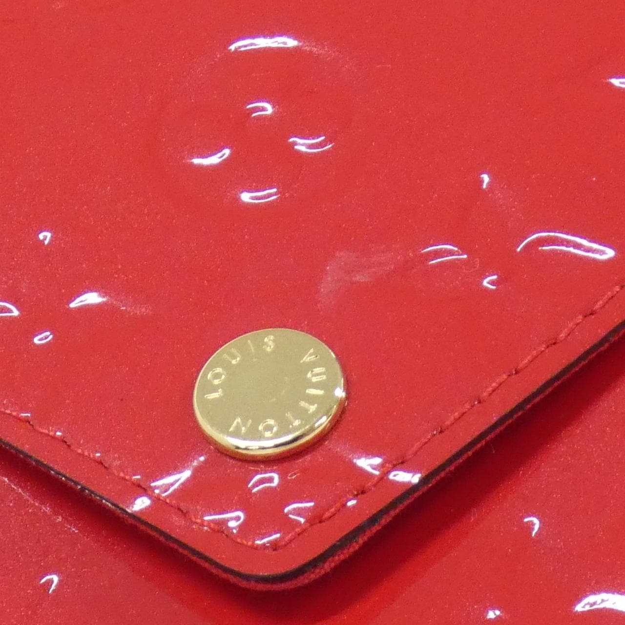 LOUIS VUITTON Vernis Sac Lucy Shoulder Bag M90282