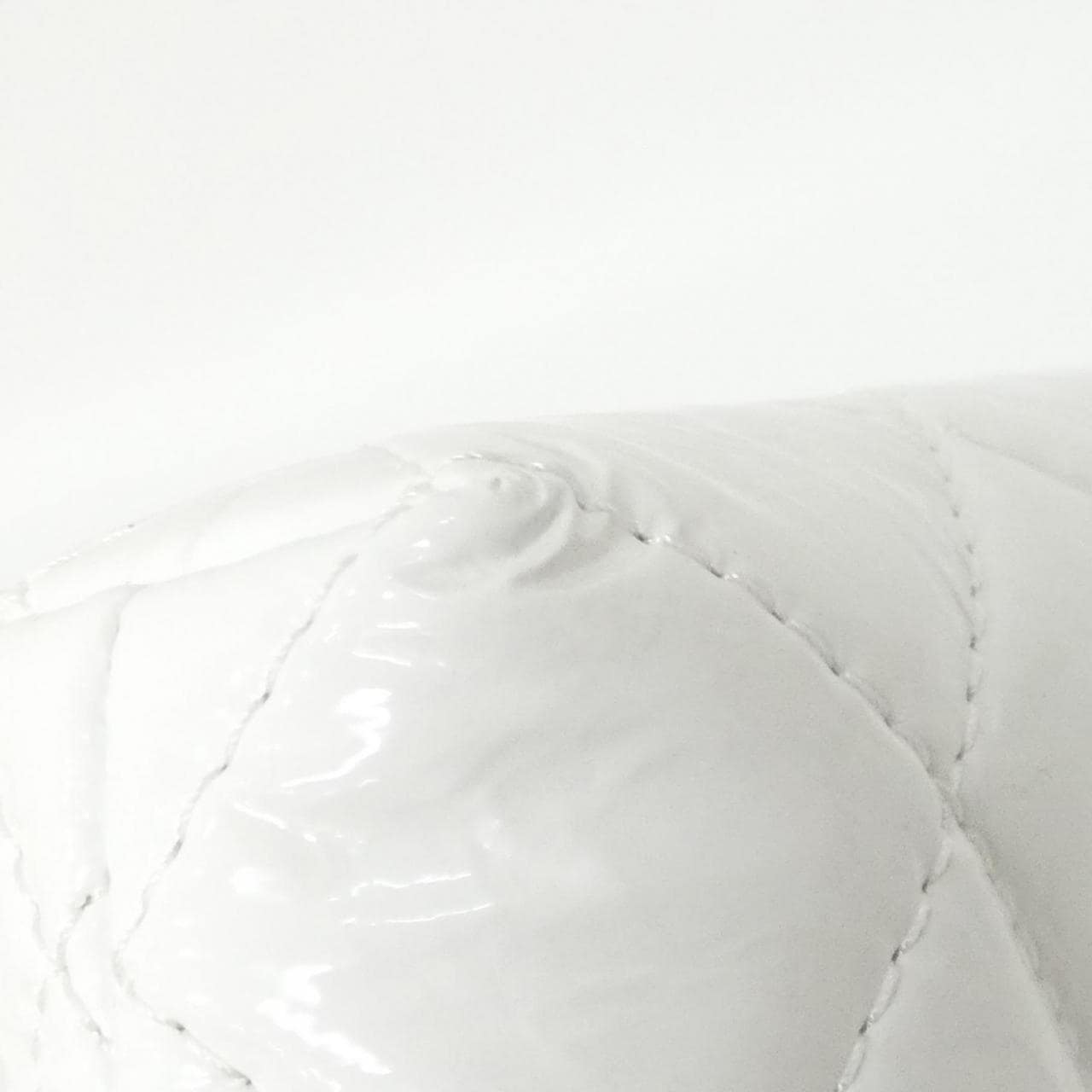 シャネル AP4028 チェーンクラッチ