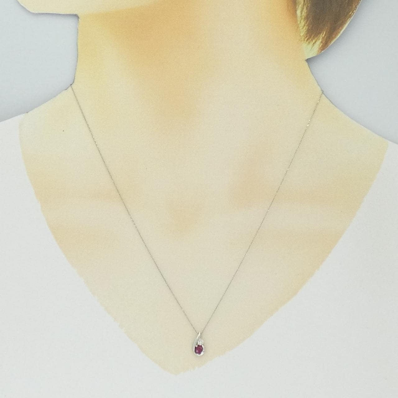 PT900/PT850 Ruby Necklace