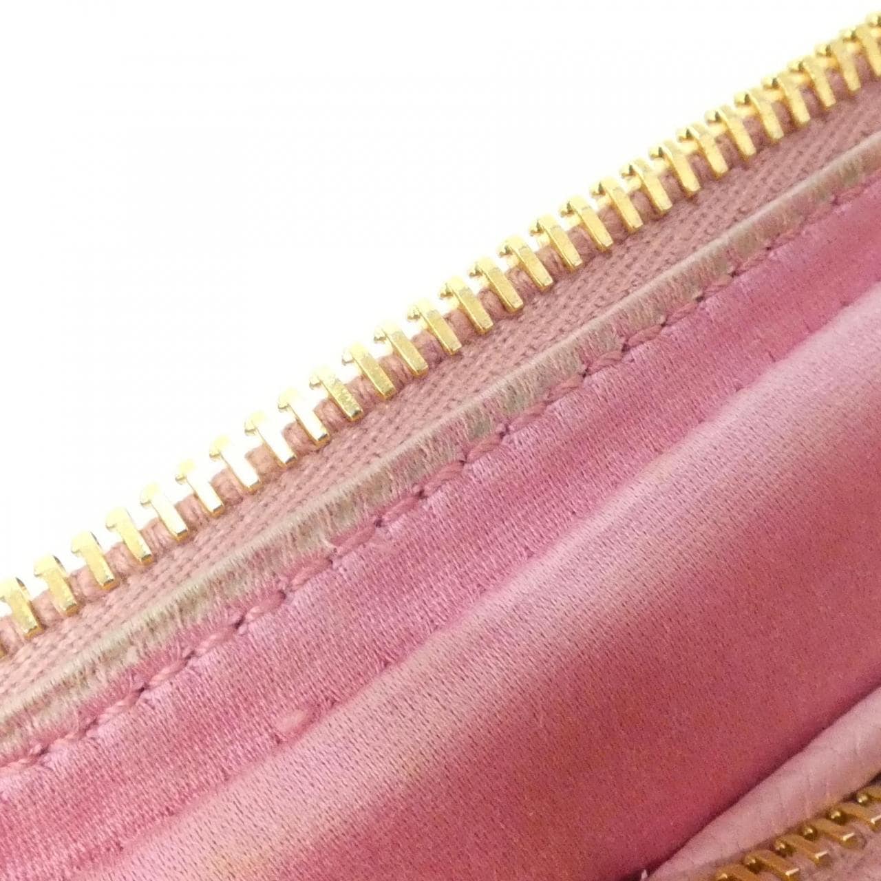 ミュウミュウ RT0539 ショルダーバッグ