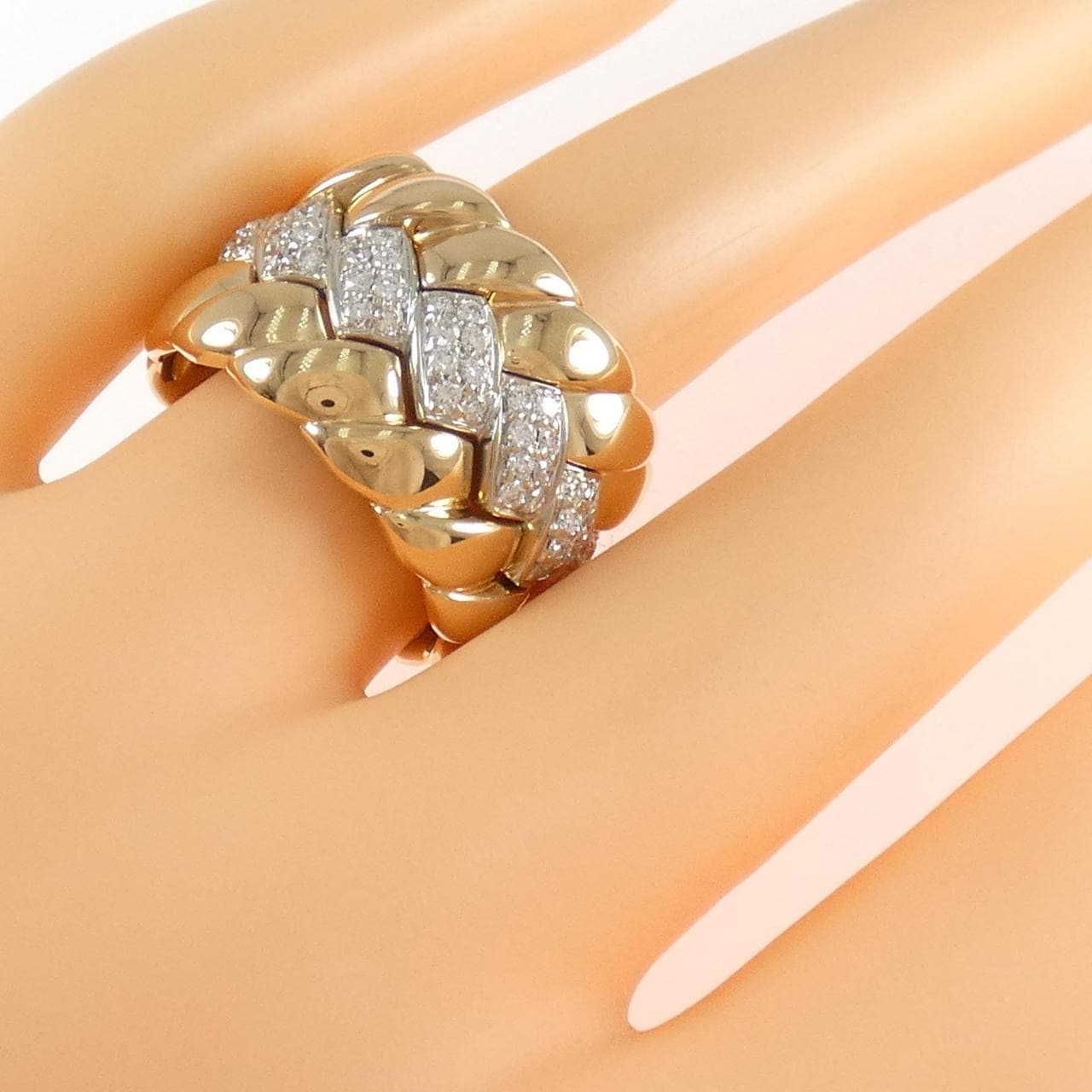 750PG/750WG ダイヤモンド リング 0.56CT