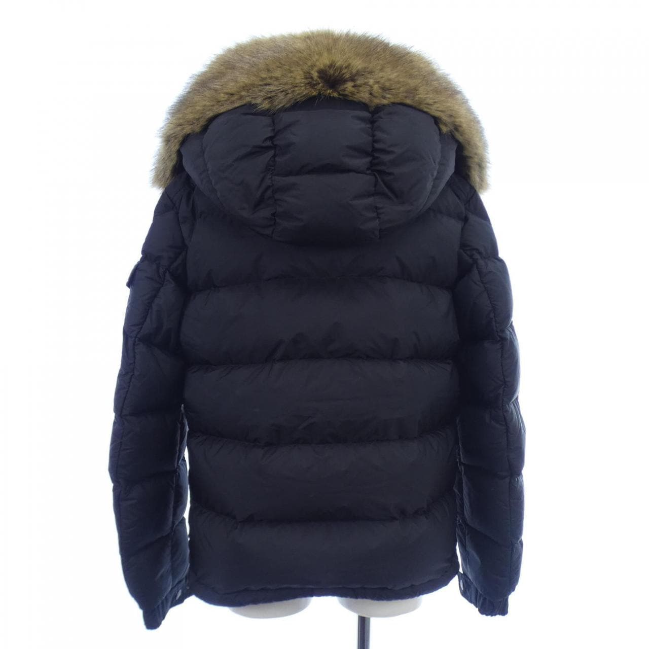 モンクレール MONCLER ダウンジャケット
