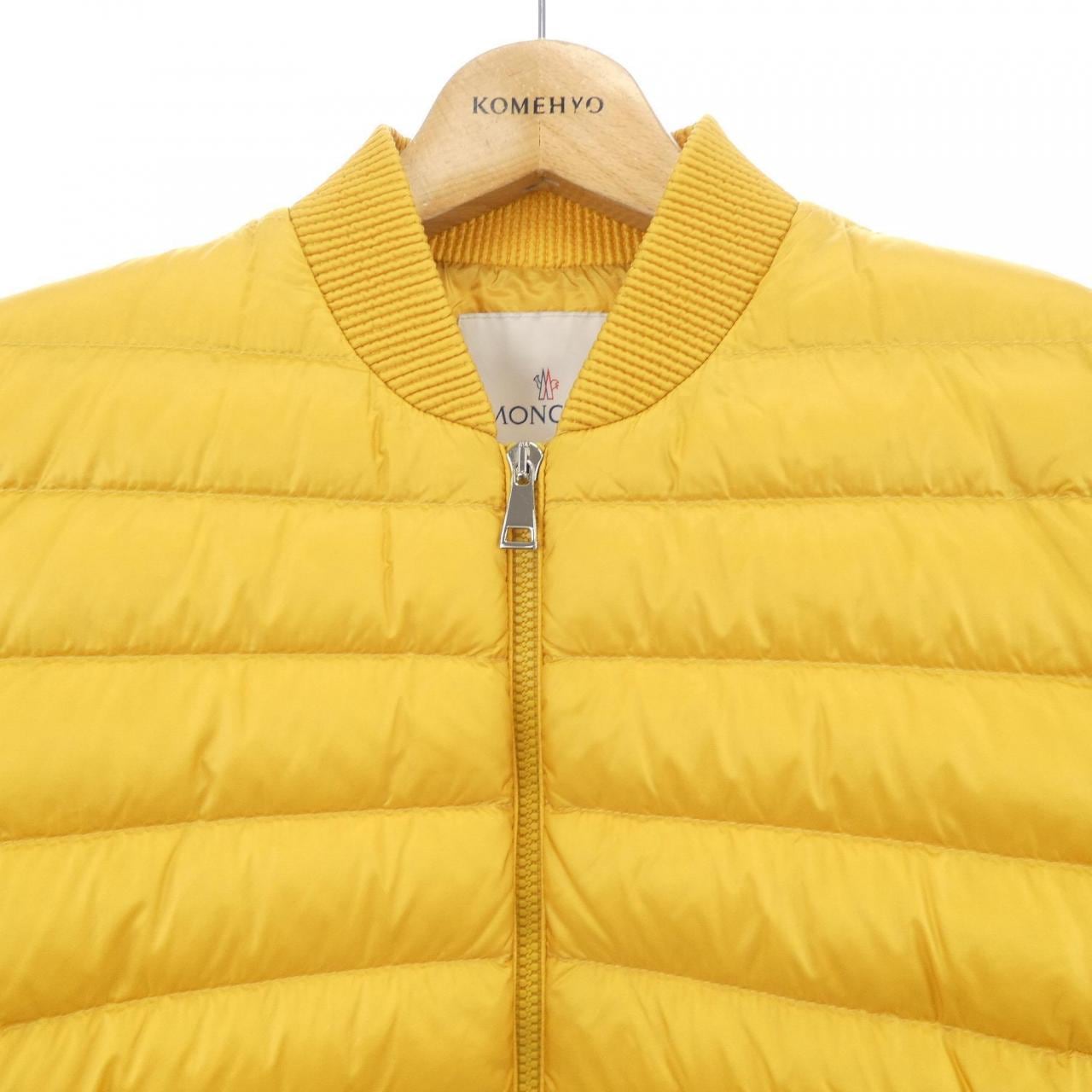 モンクレール MONCLER ダウンジャケット