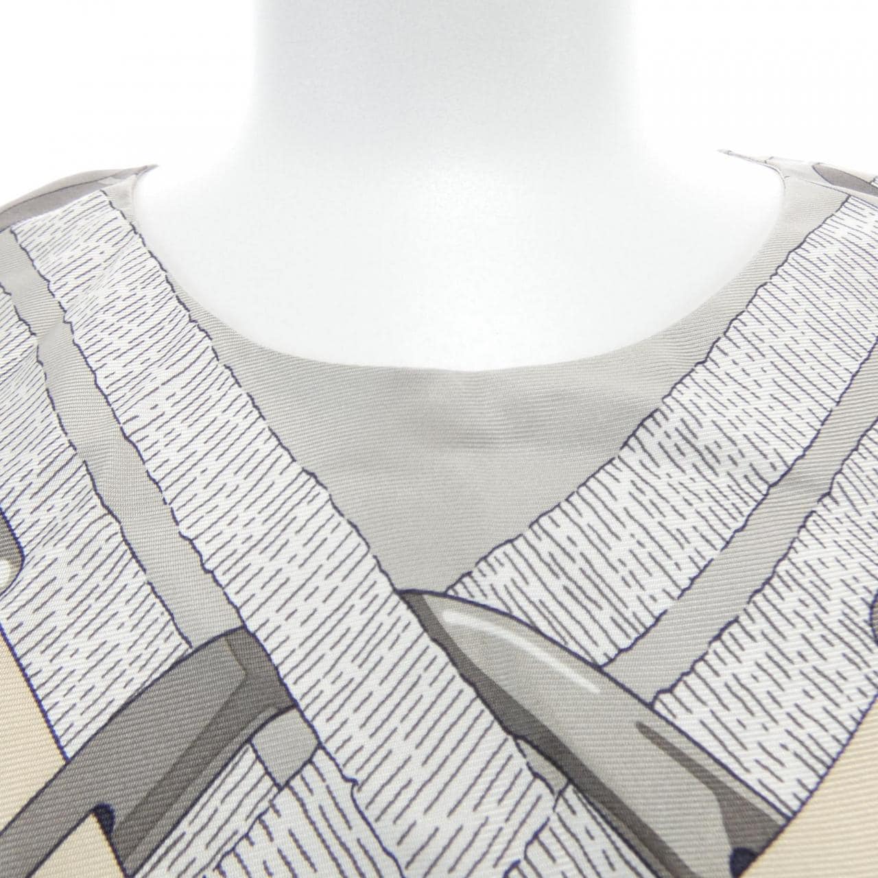エルメス HERMES *97-7600 ツイルレーヌ トップス