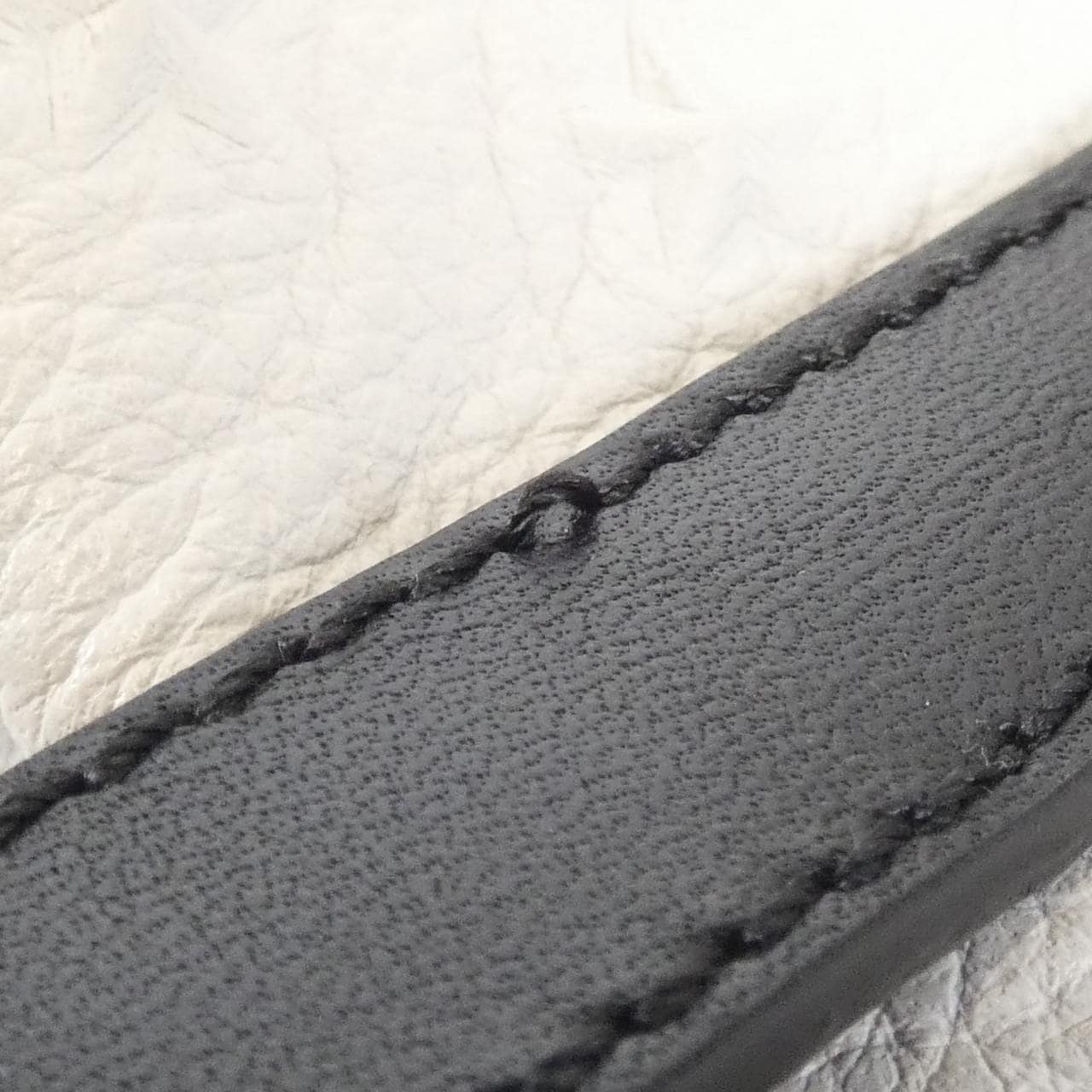 ジミーチュウ SARA M バッグ