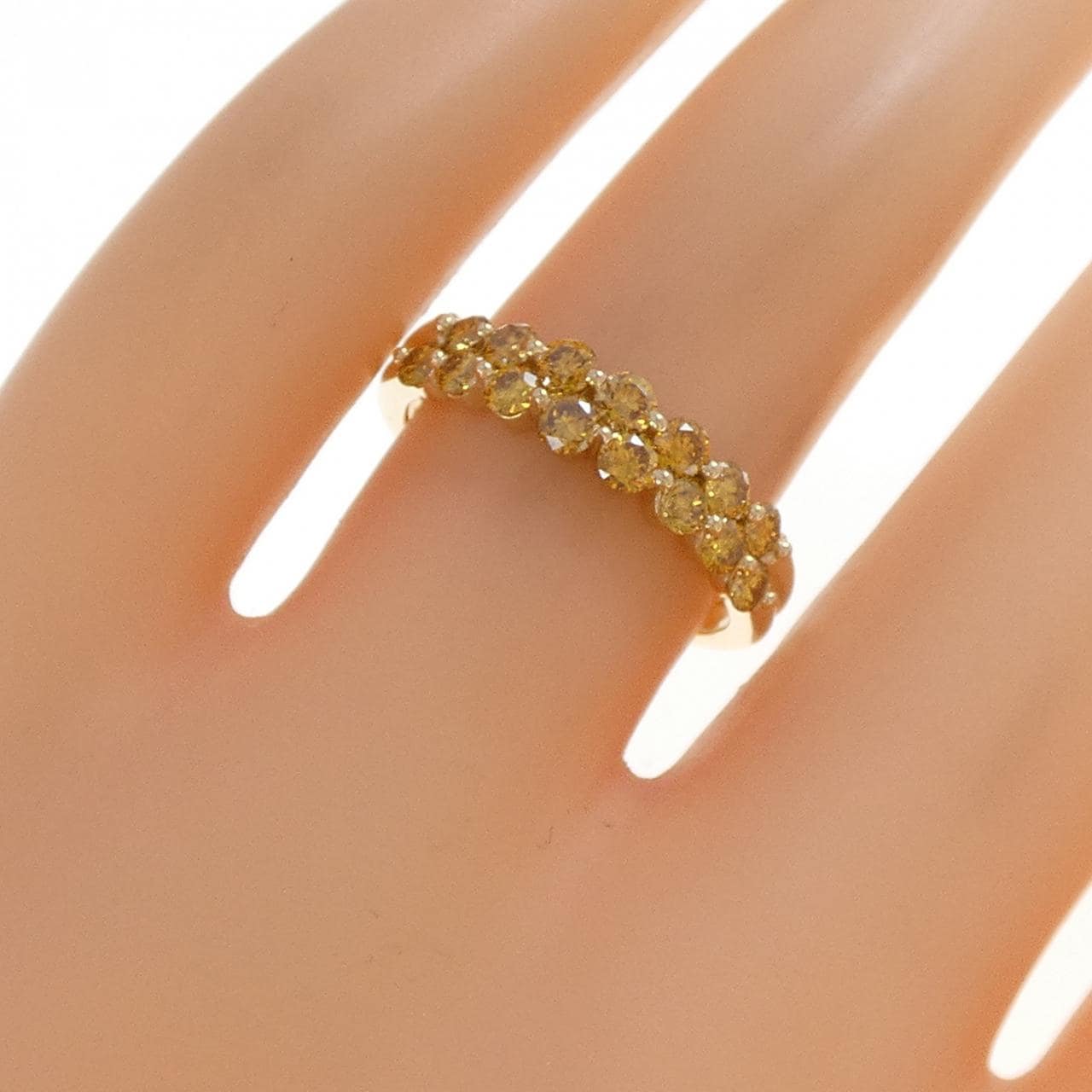 ジーエスティービー ダイヤモンド リング 0.75CT