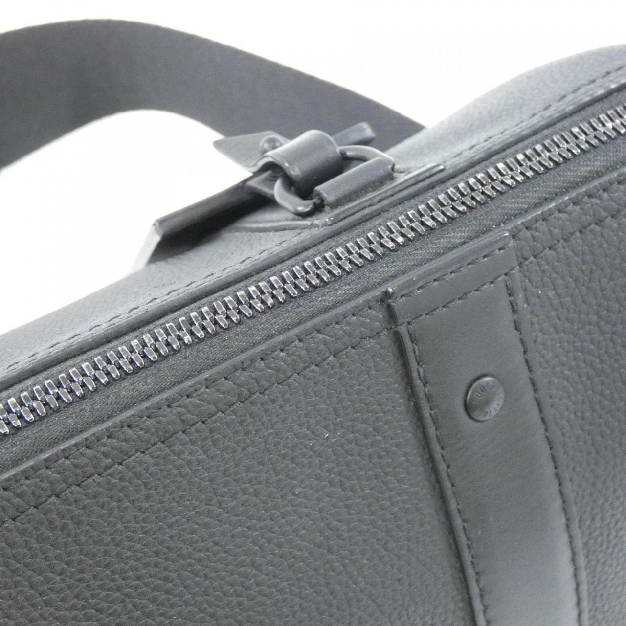 ルイヴィトン LVアエログラム シティ キーポル M59255 ショルダーバッグ