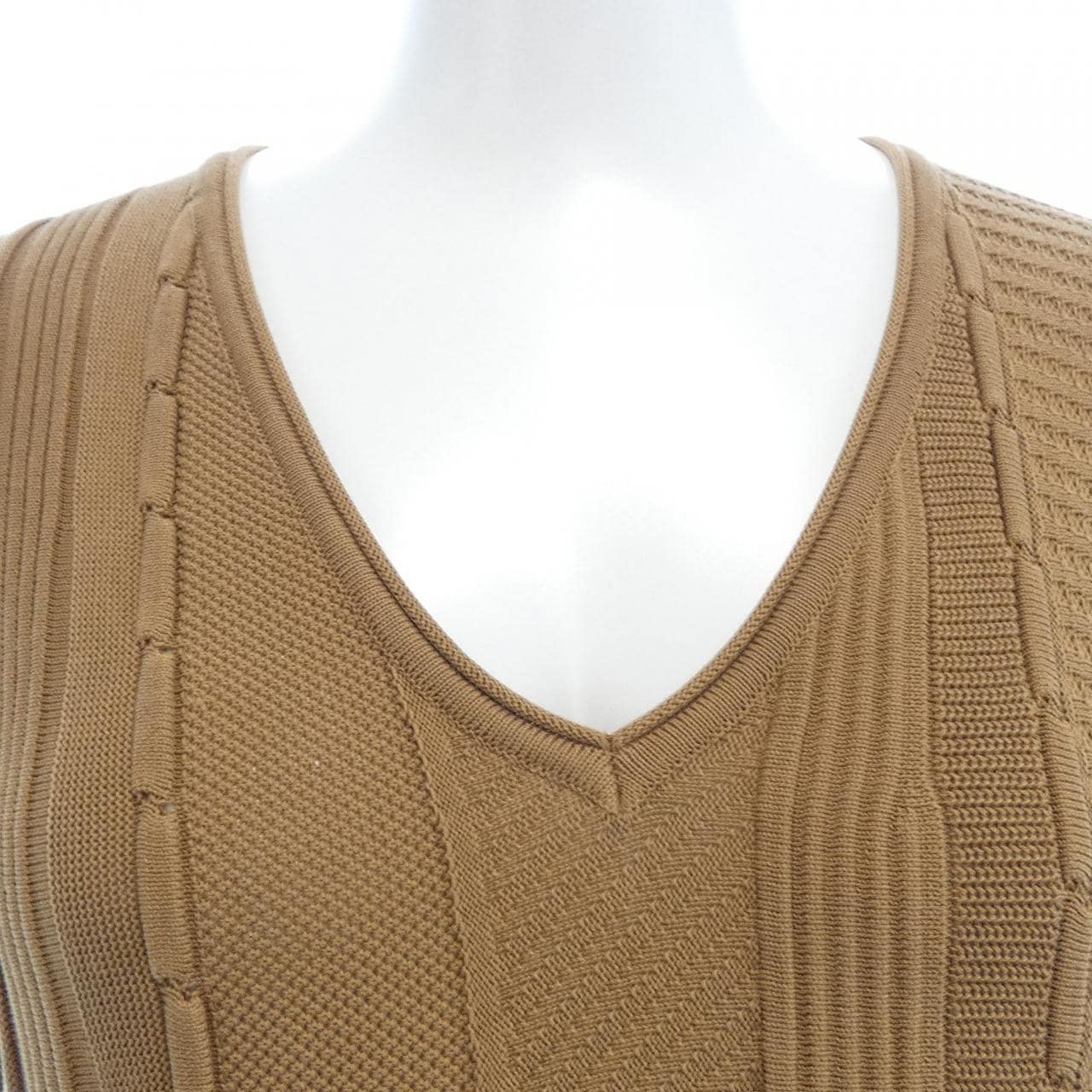 サルヴァトーレフェラガモ SALVATORE FERRAGAMO ワンピース