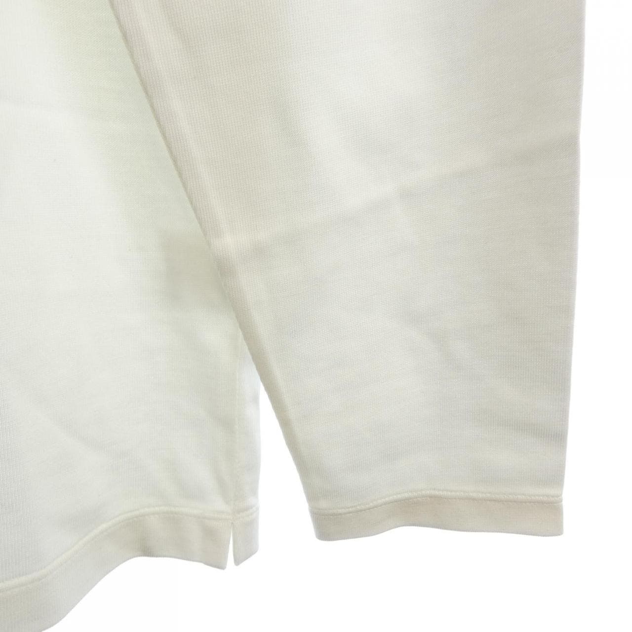 オーベルジュ AUBERGE Tシャツ
