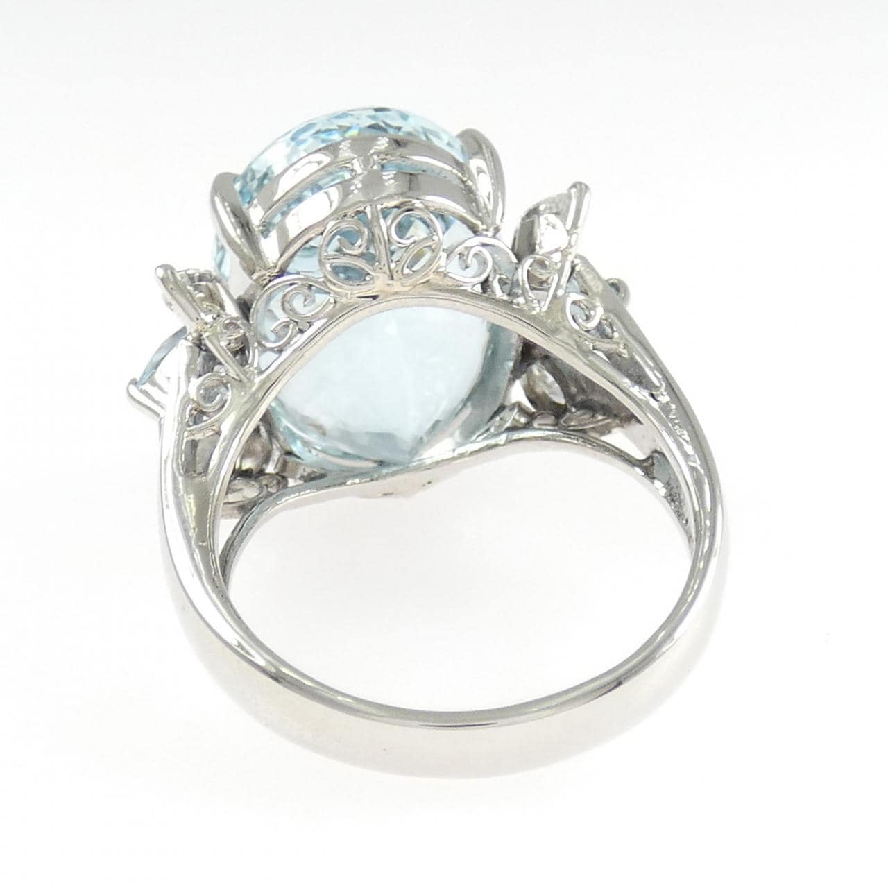 PT900 アクアマリン リング 15.30CT