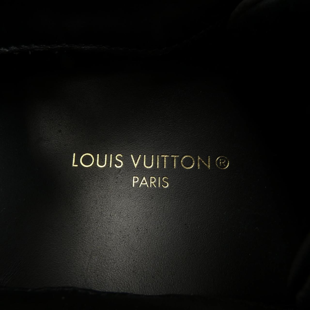 LOUIS LOUIS VUITTON sneakers