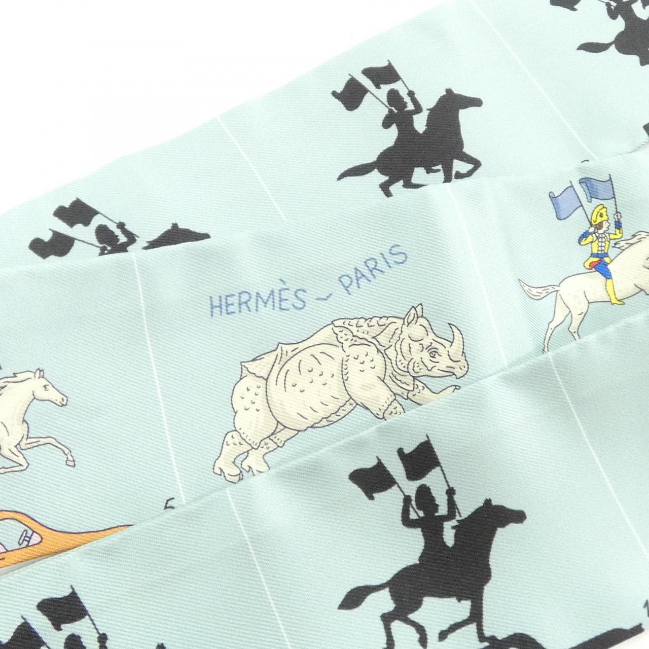 【未使用品】エルメス HERMES PARADE ツイリー 064150S スカーフ