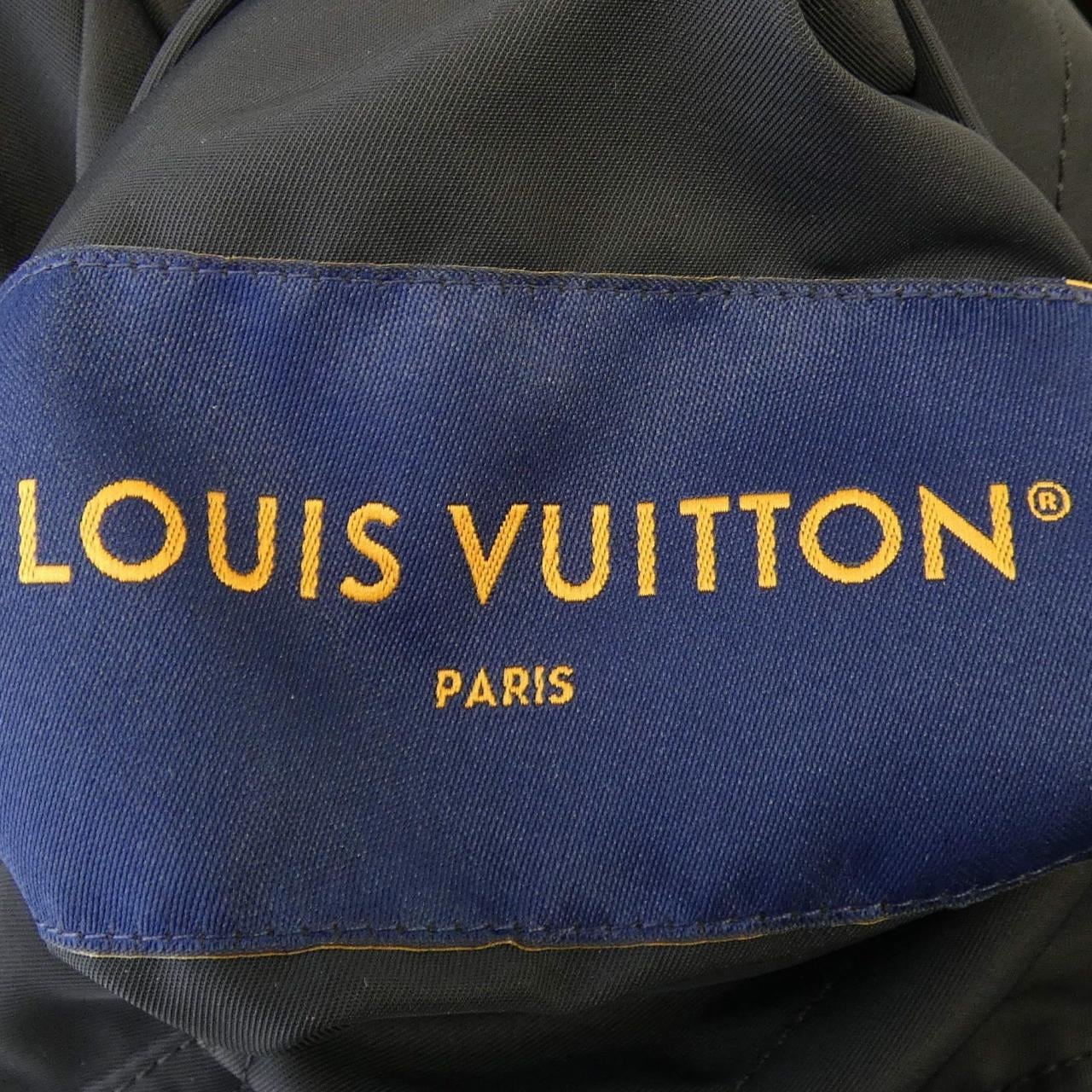 ルイヴィトン LOUIS VUITTON モノグラムリバーシブルナイロンウインドブレーカー HLB46WMO6 ブルゾン