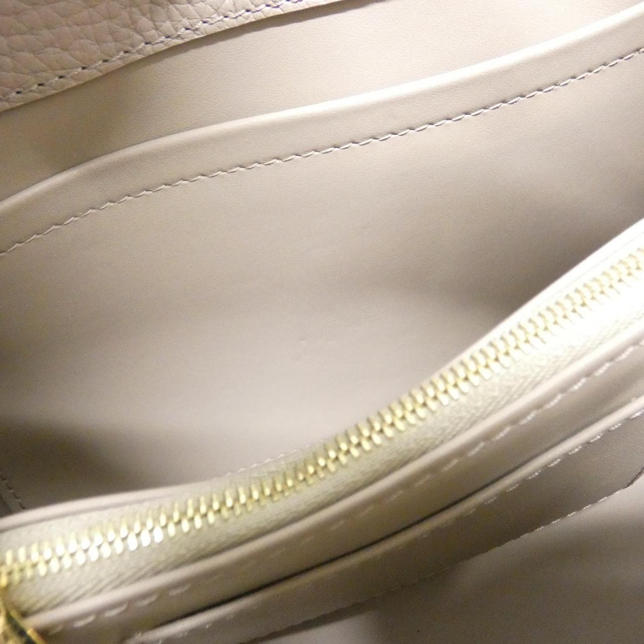 ルイヴィトン カプシーヌBB M94634 バッグ