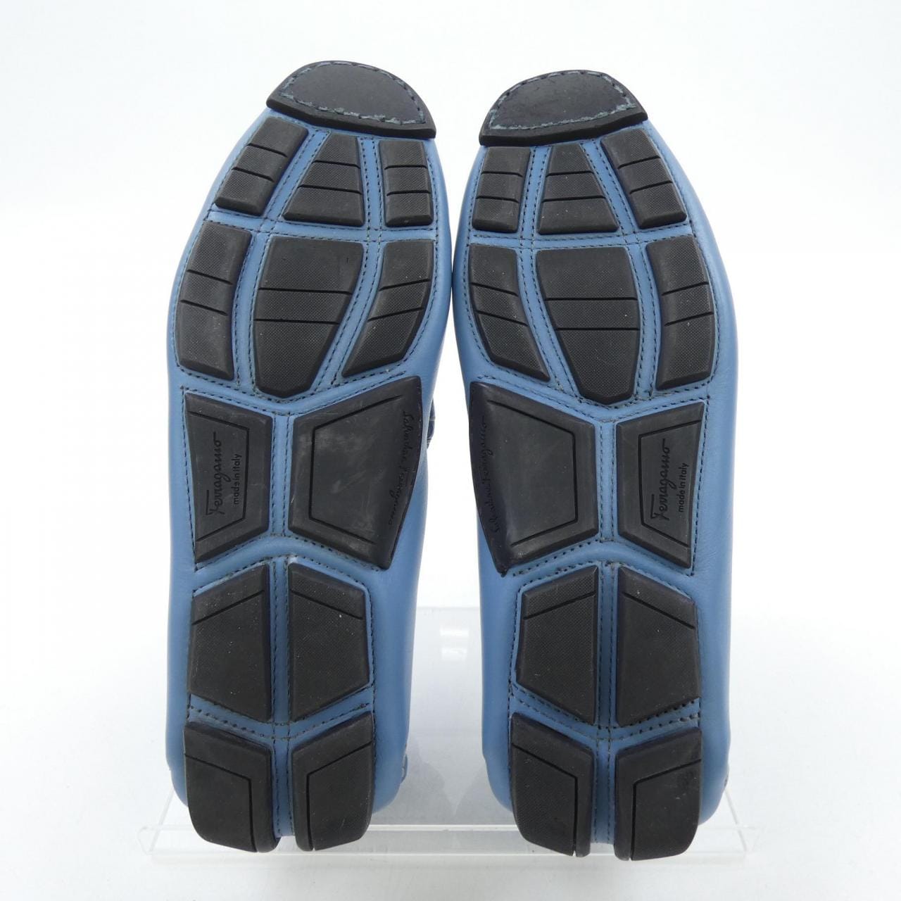 サルヴァトーレフェラガモ SALVATORE FERRAGAMO 83303 シューズ