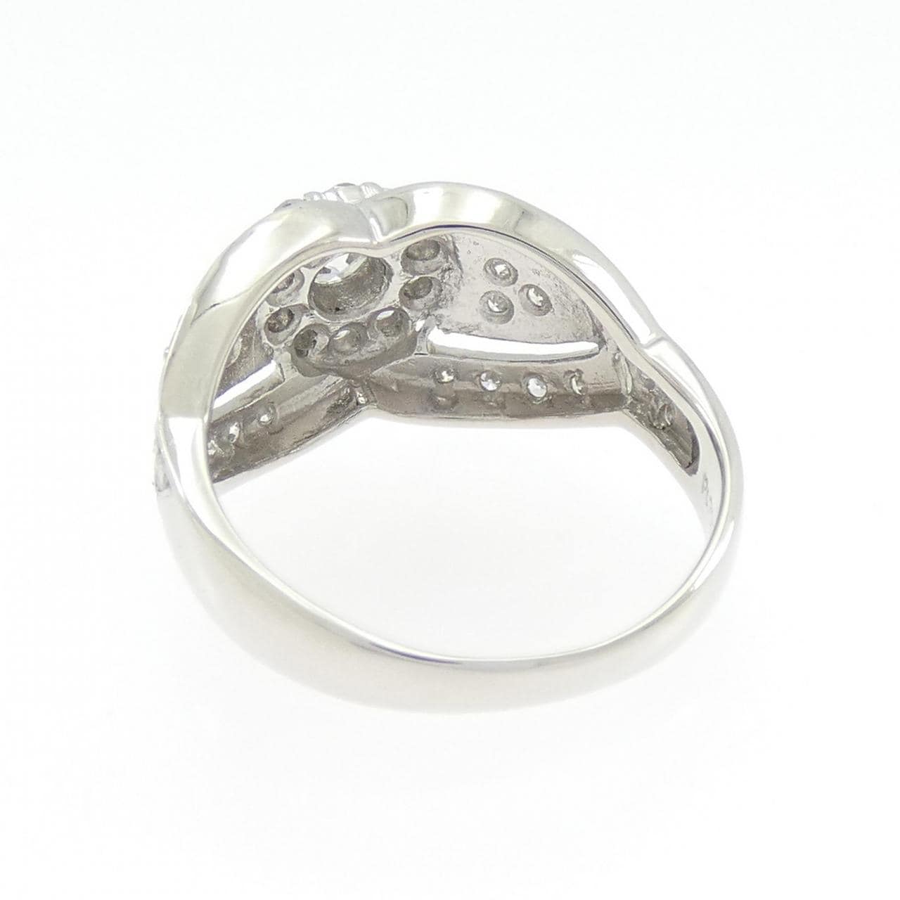 PT900 フラワー ダイヤモンド リング 0.20CT