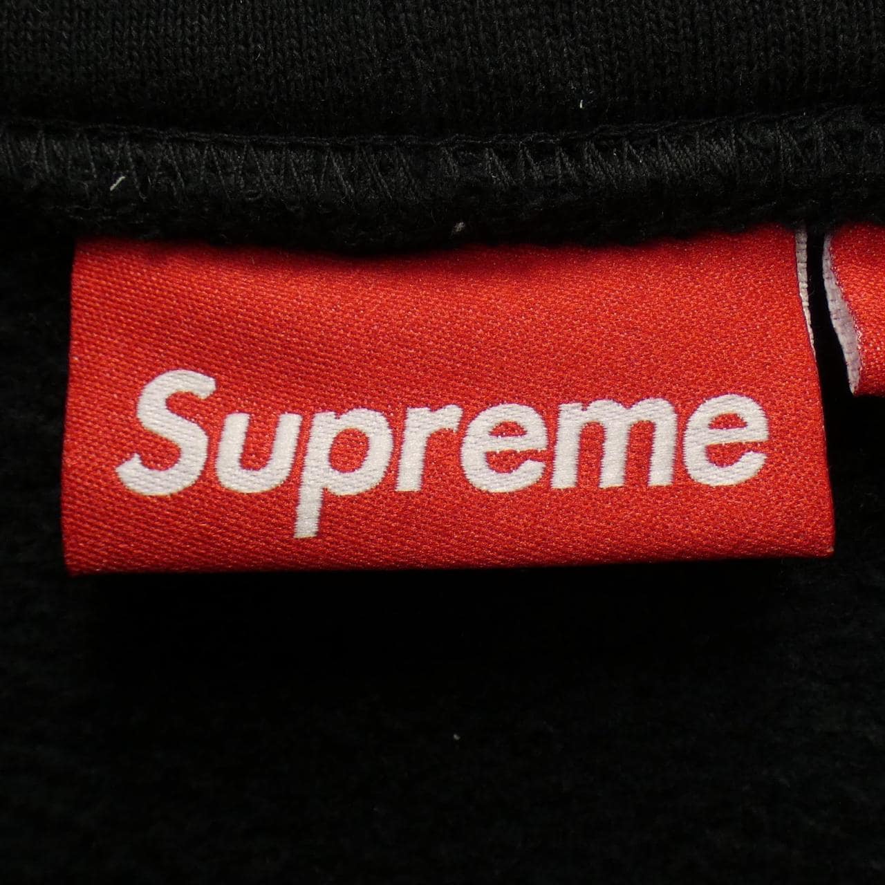 シュプリーム SUPREME パーカー