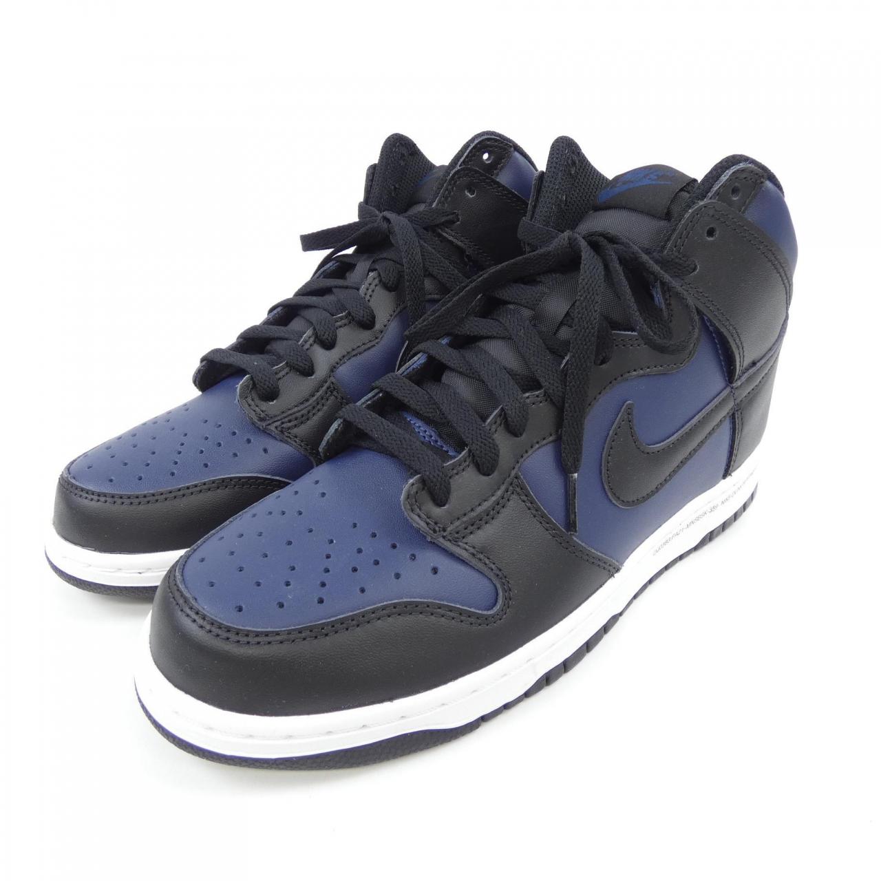 ナイキ NIKE DJ0383-400 スニーカー