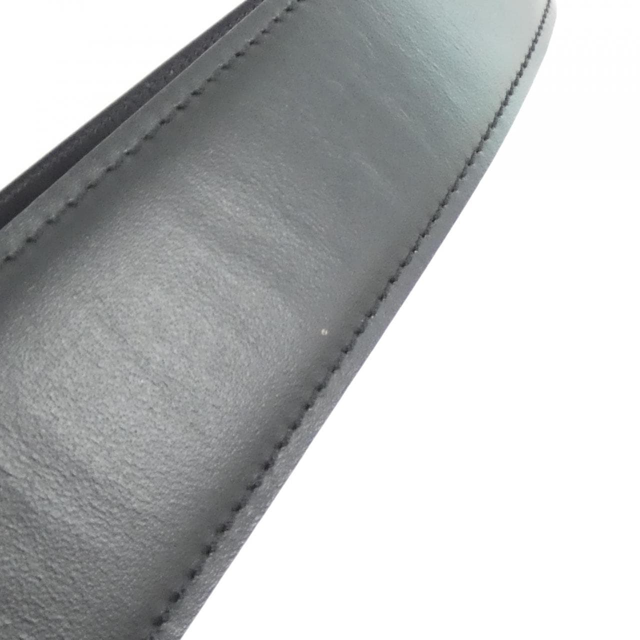 ルイヴィトン エピ レヴリ M52162 ショルダーバッグ