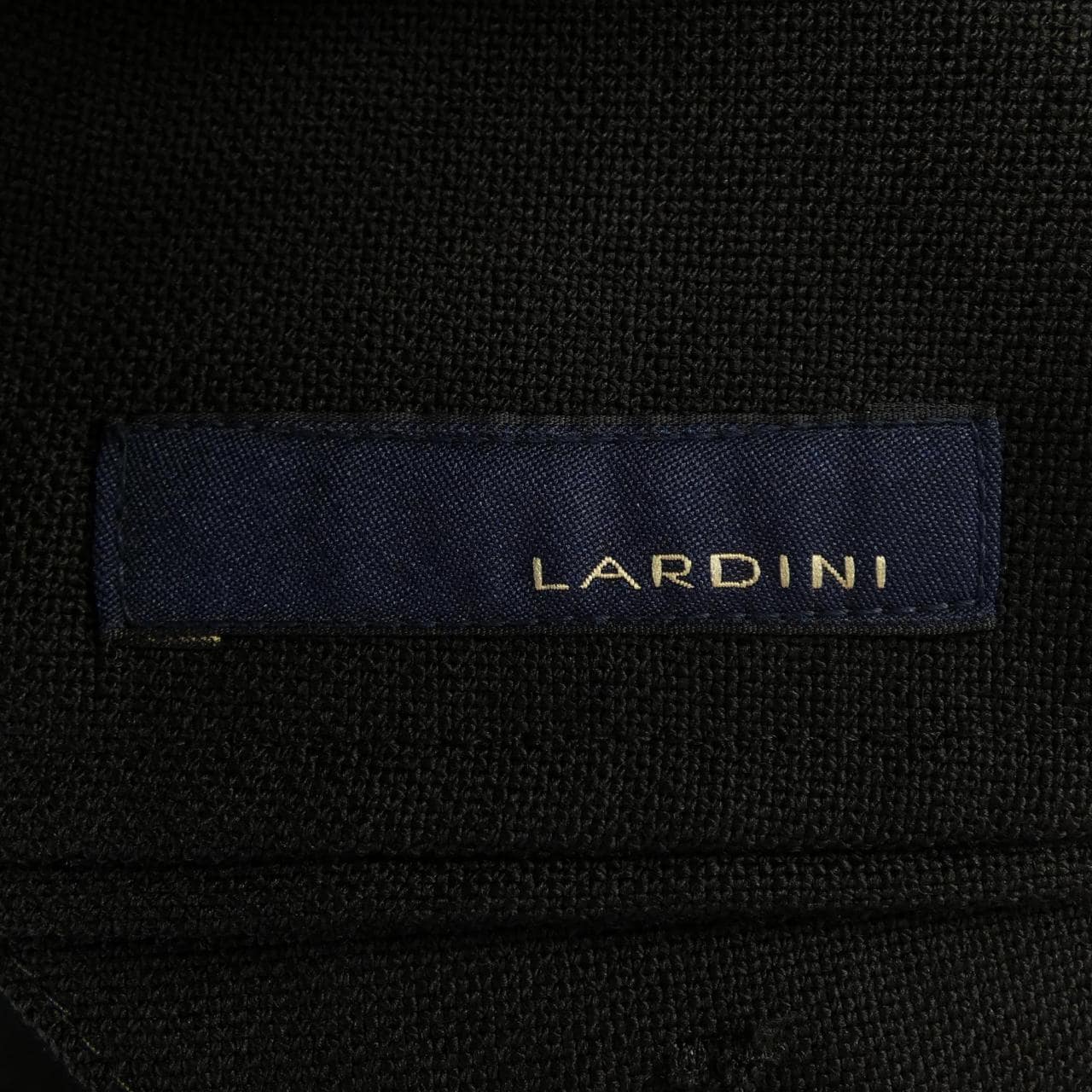 ラルディーニ LARDINI スーツ
