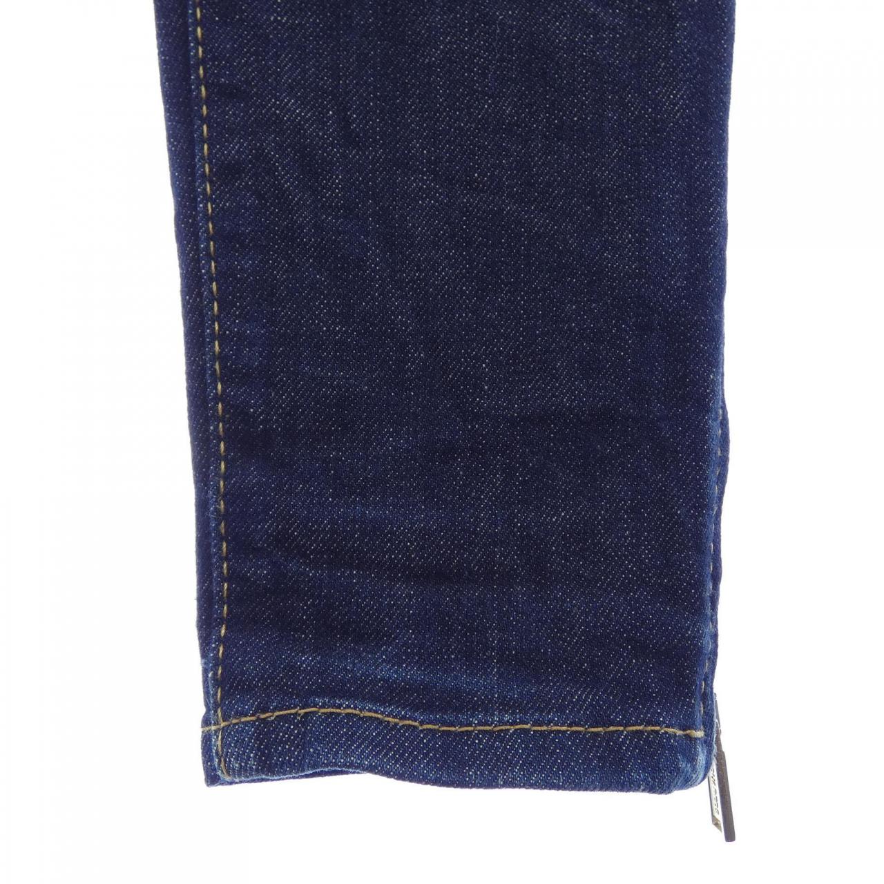 ディースクエアード DSQUARED2 S72LA0655 ジーンズ
