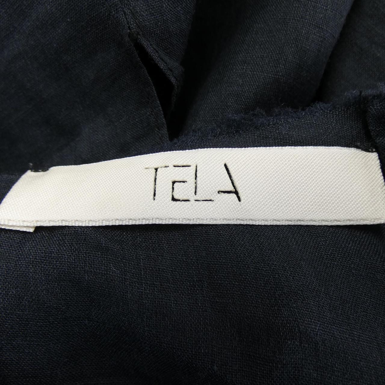 テラ TELA トップス