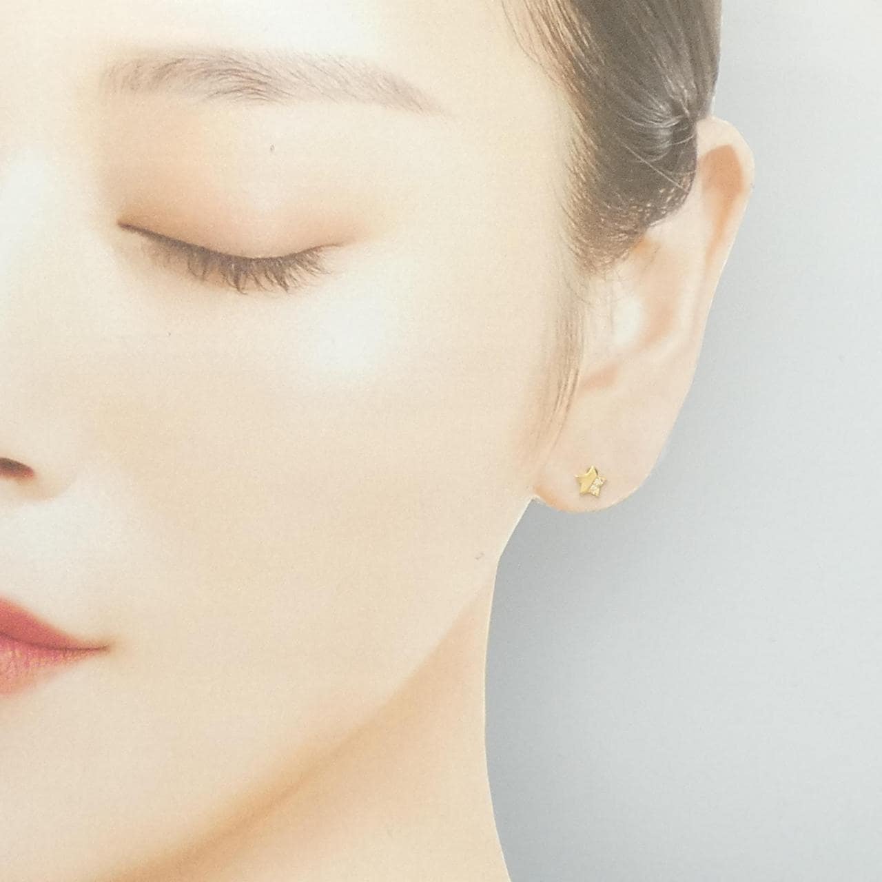 【新品】K18YG スター ダイヤモンド ピアス 0.02CT