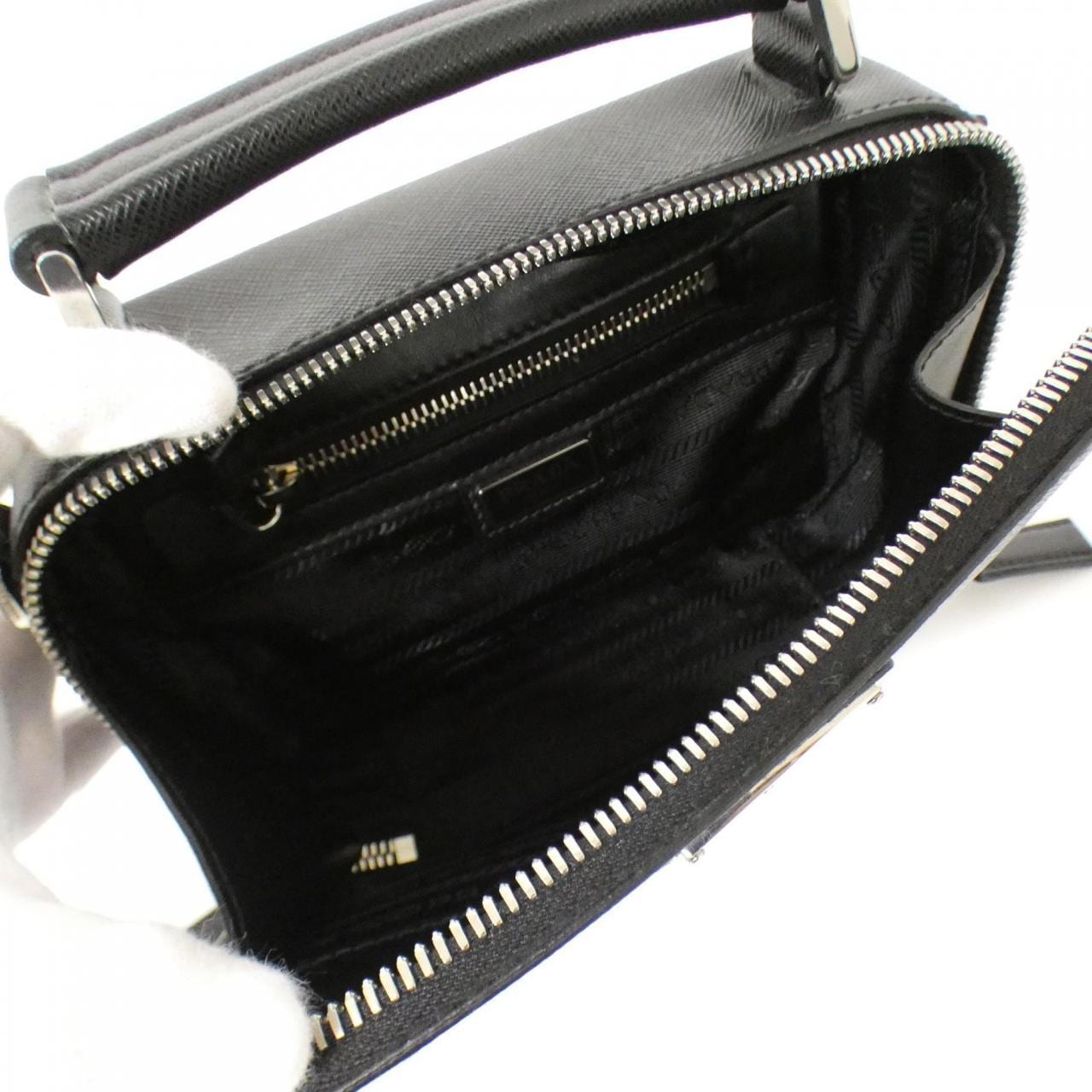 Prada 2VH070 bag