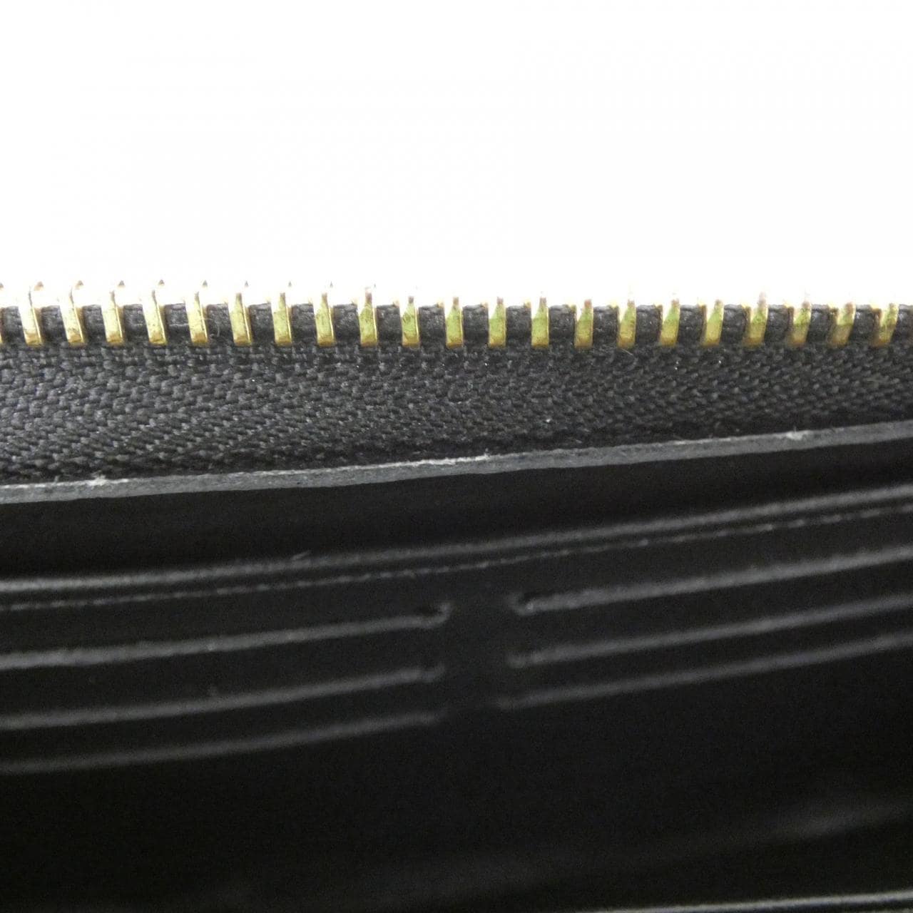 ルイヴィトン クッサン ジッピー ウォレット M81510 財布