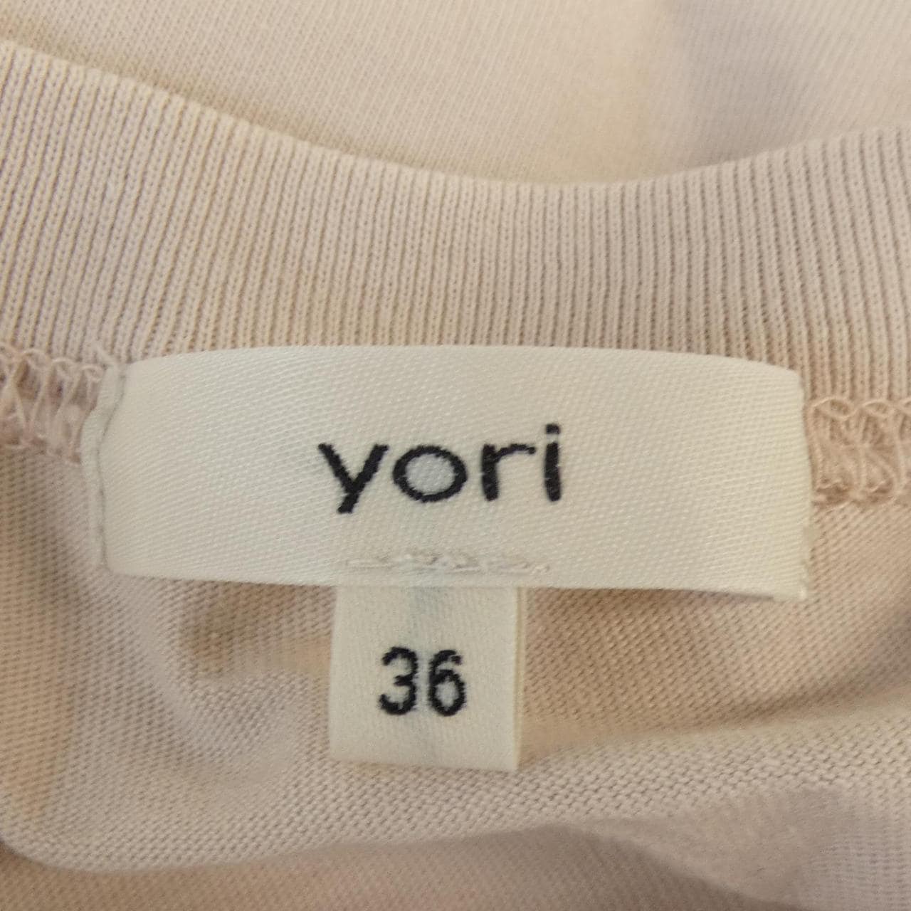 ヨリ yori Tシャツ