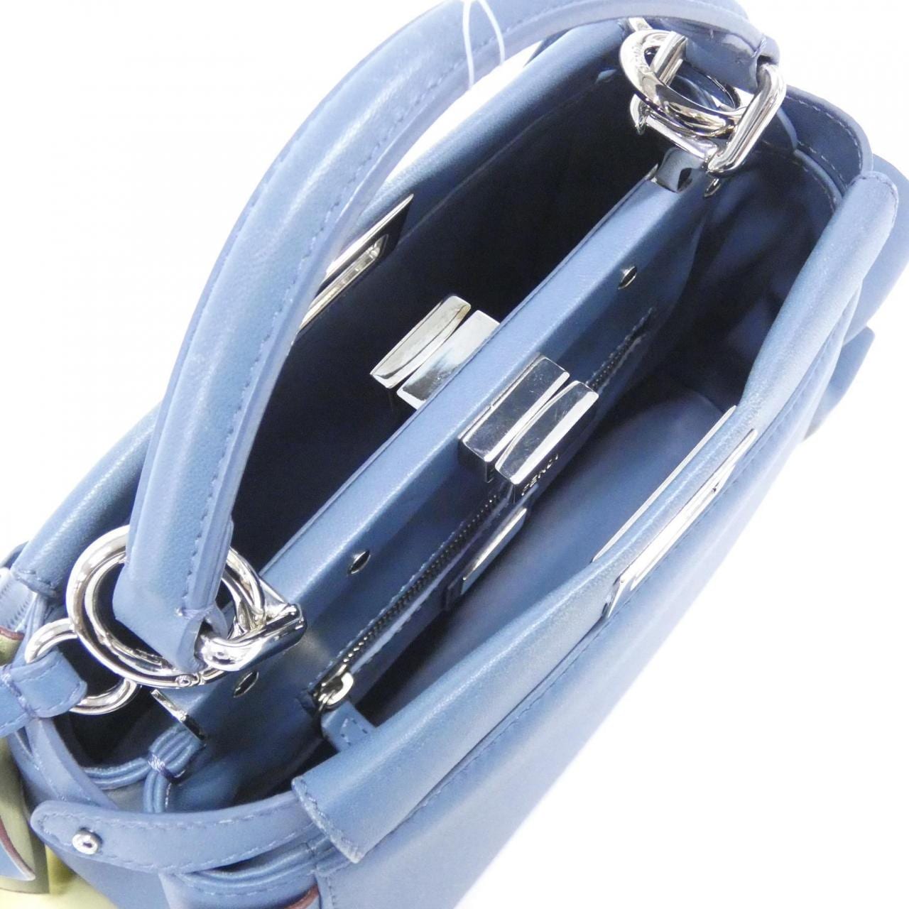 フェンディ ピーカブー ミニ 8BN244 I8P バッグ