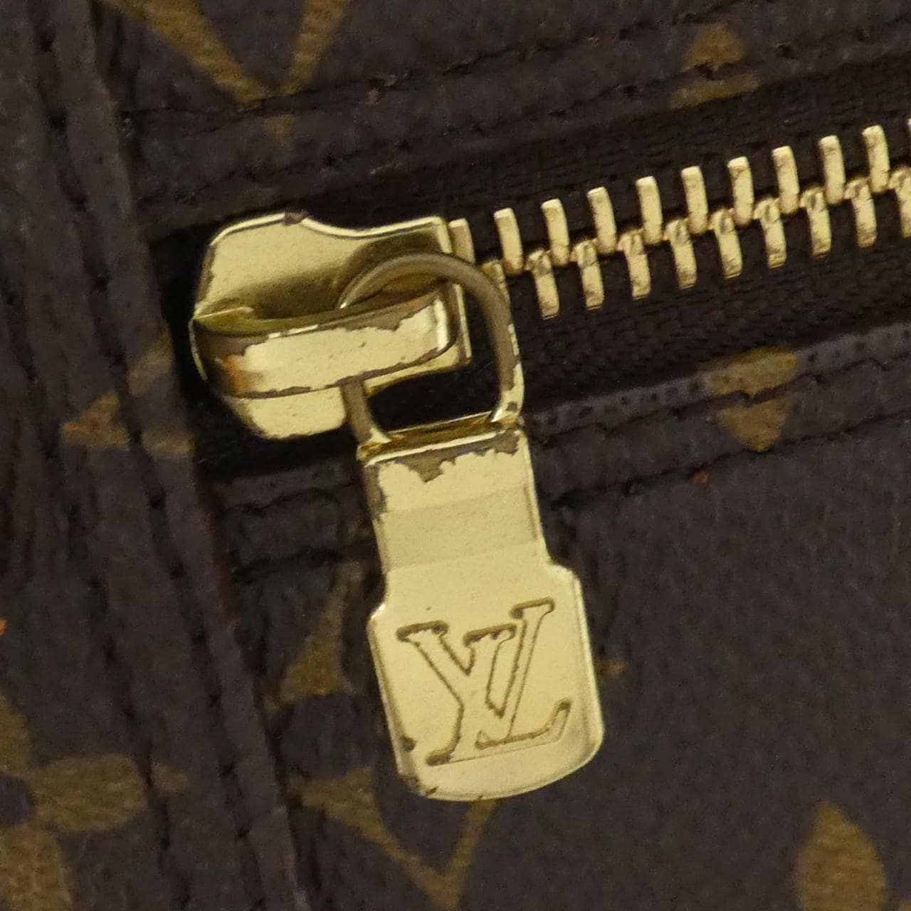 LOUIS VUITTON Monogram Blois M51221 单肩包