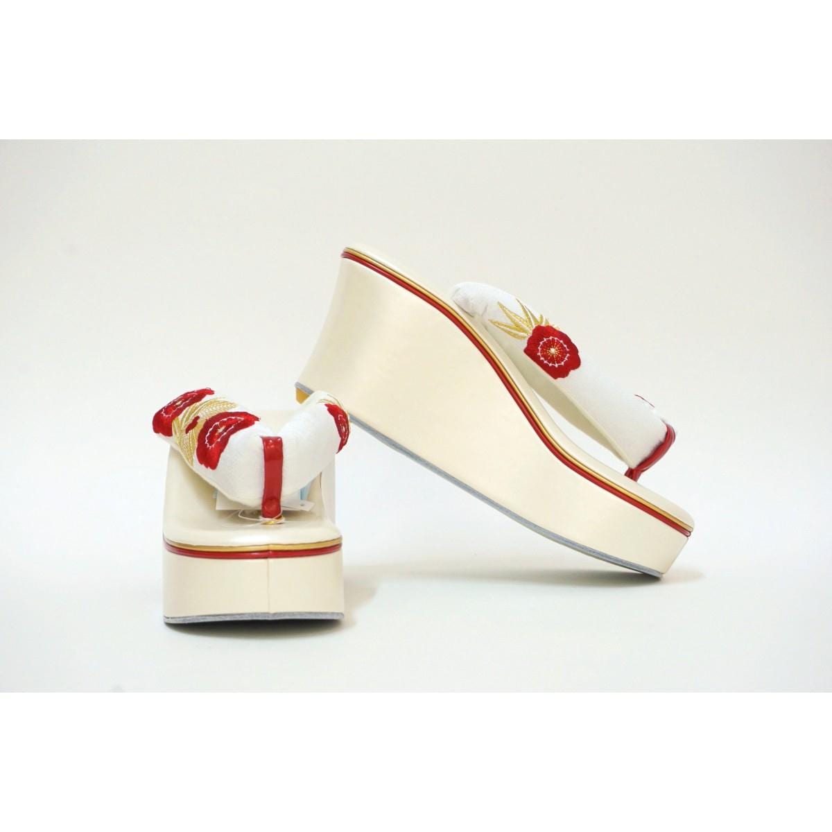 【新品】女草履　松竹梅と鶴