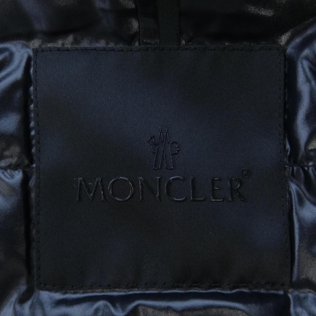 モンクレール MONCLER ダウンジャケット