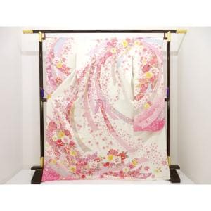 振袖　銀通しボカシ染　友禅金彩加工　刺繍入り