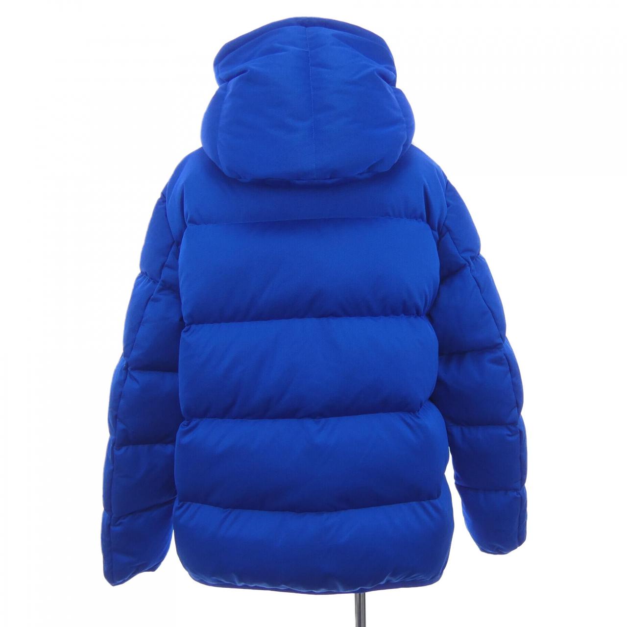 モンクレール MONCLER ダウンジャケット