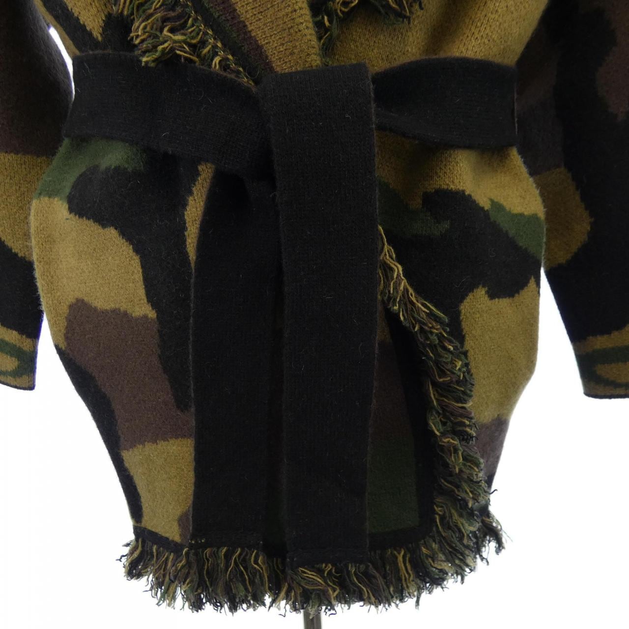 ウノピュウノウグァーレトレ 1 piu 1 uguale 3 MRK157 カーディガン