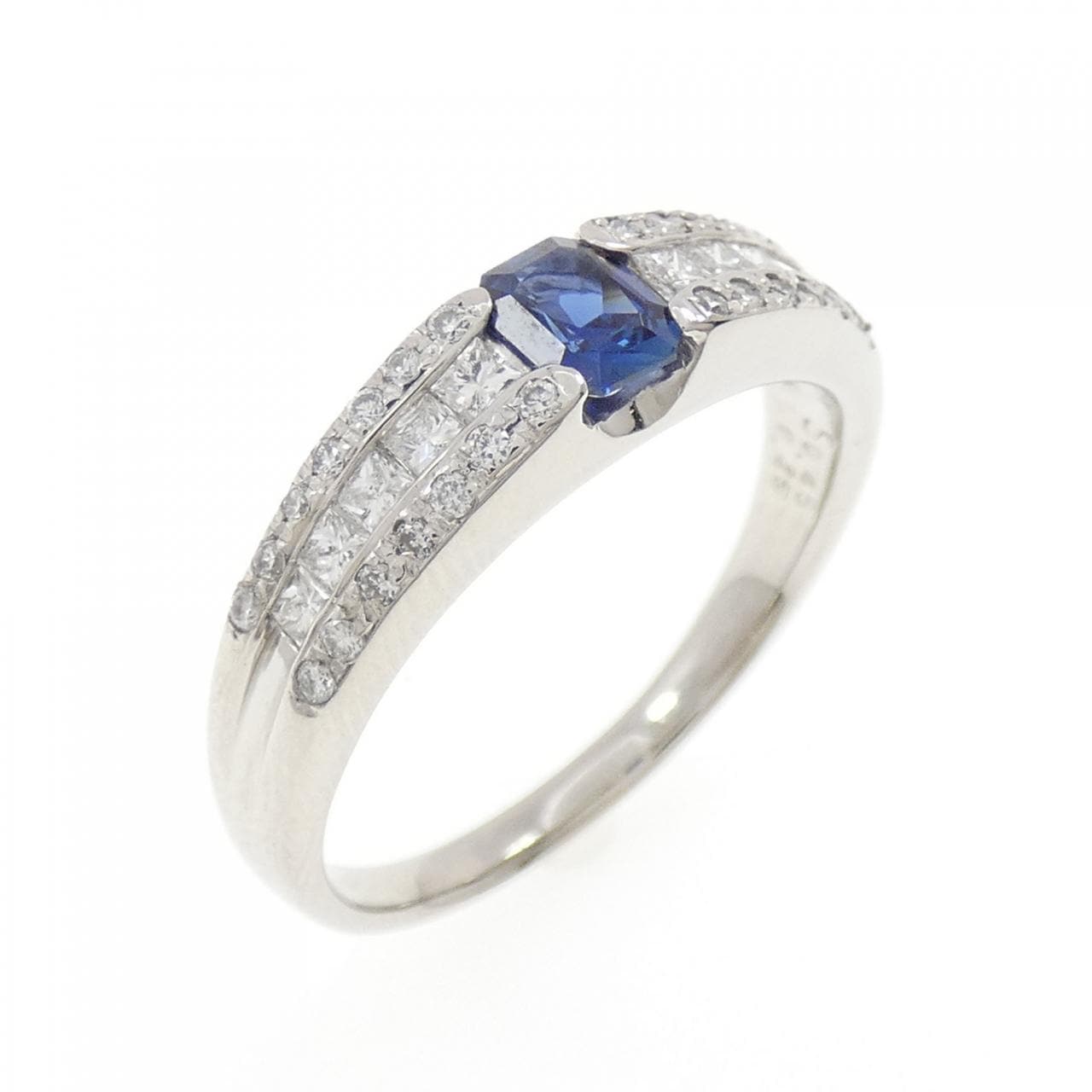 PT900 サファイヤ リング 0.45CT