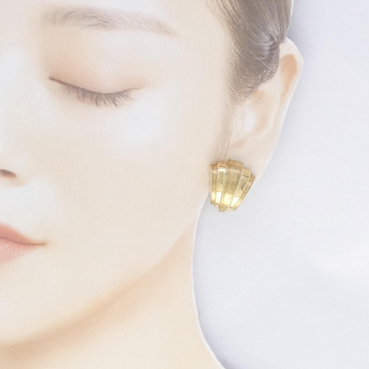 Campezan 750YG Earrings