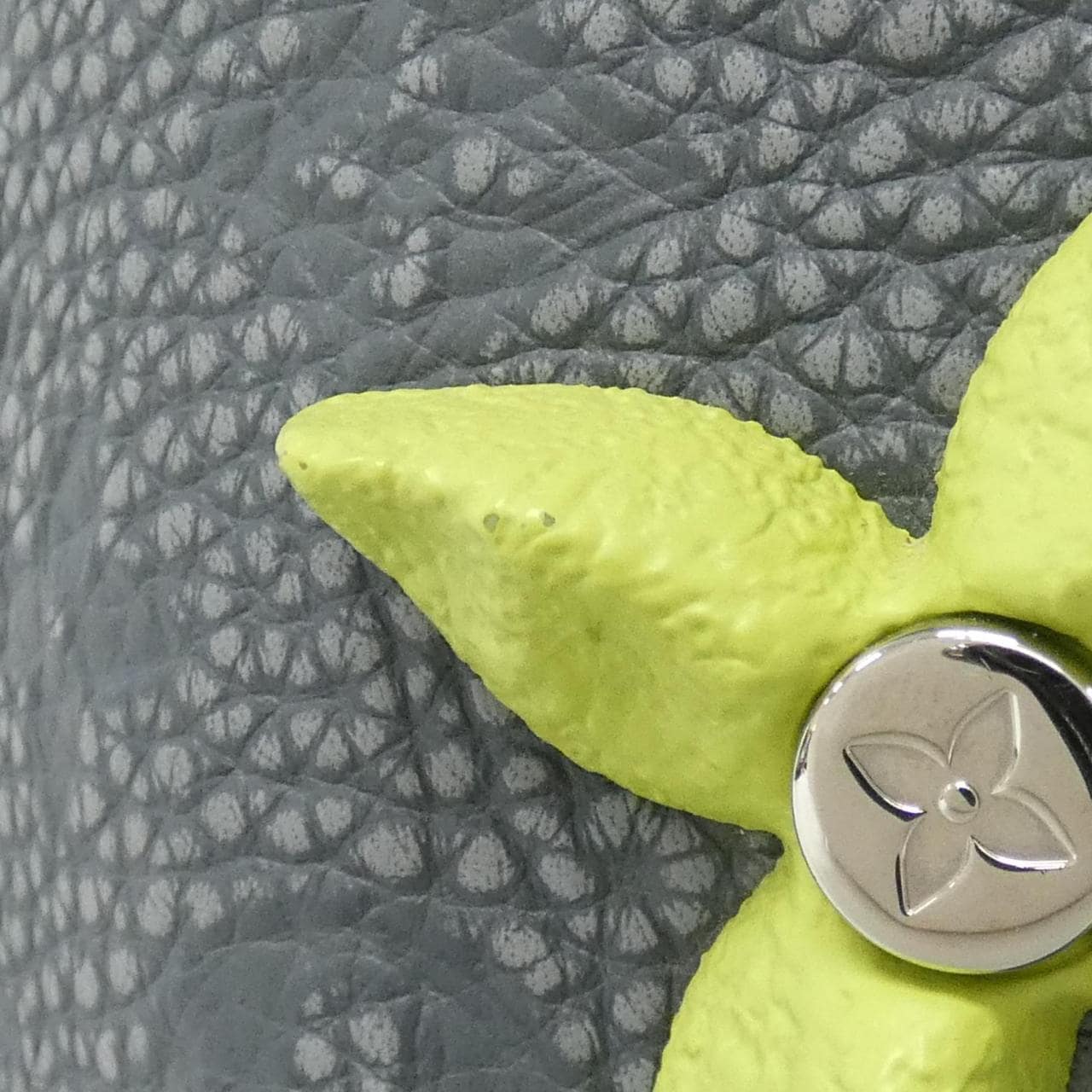 ルイヴィトン チョーク ポーチ 2022AW M81572 アクセサリーポーチ