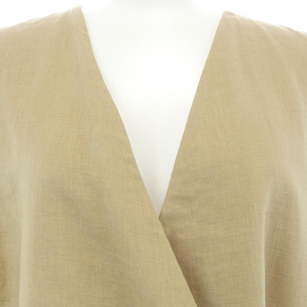 セリーヌ CELINE 2 0V22/5124 ベスト