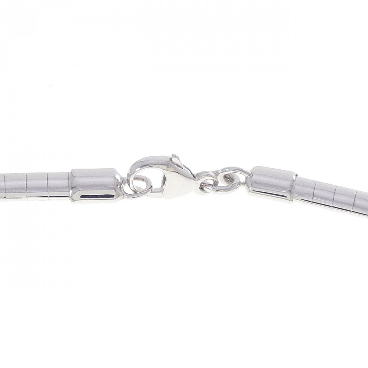 ナニス 750WG ネックレス 0.09CT