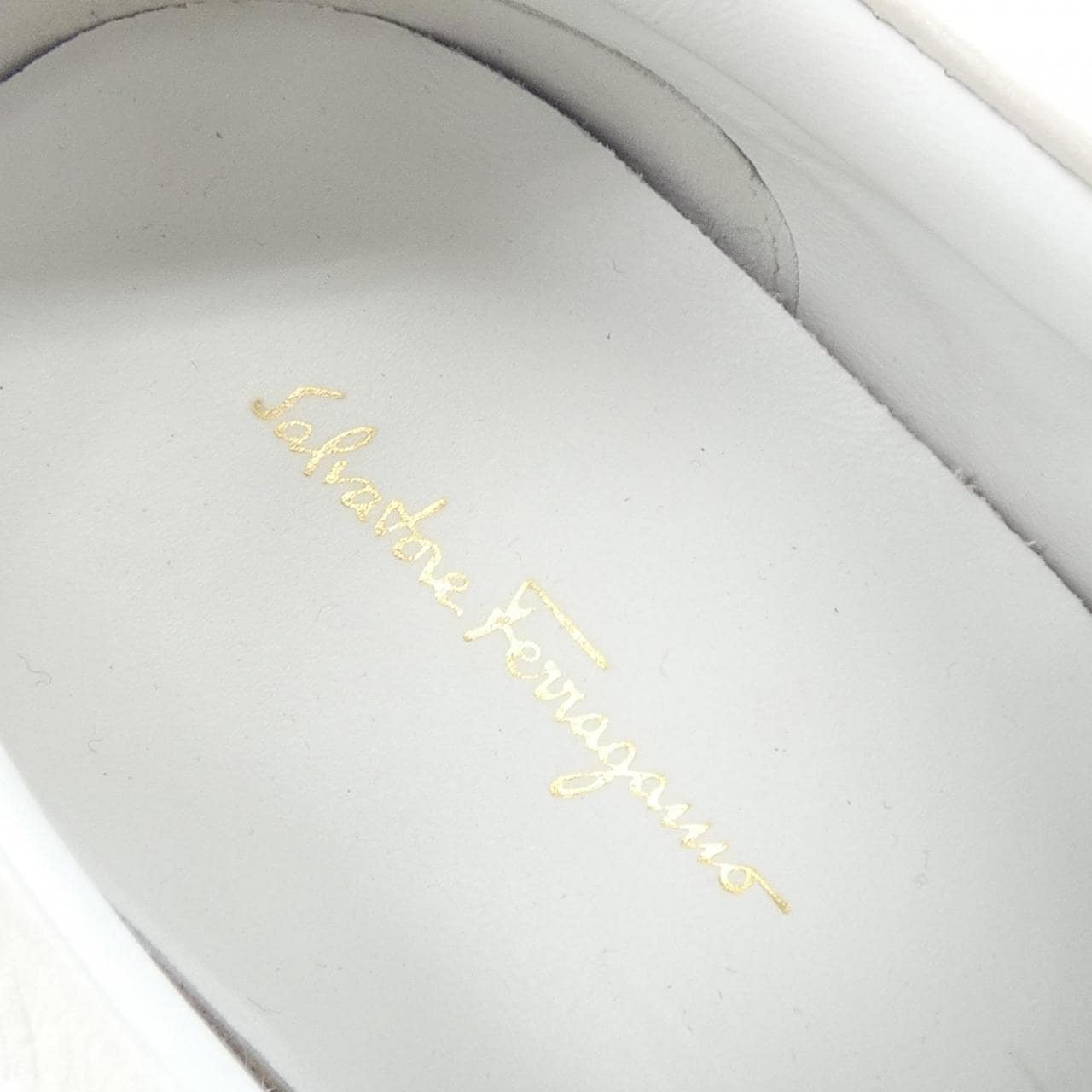 サルヴァトーレフェラガモ SALVATORE FERRAGAMO スニーカー