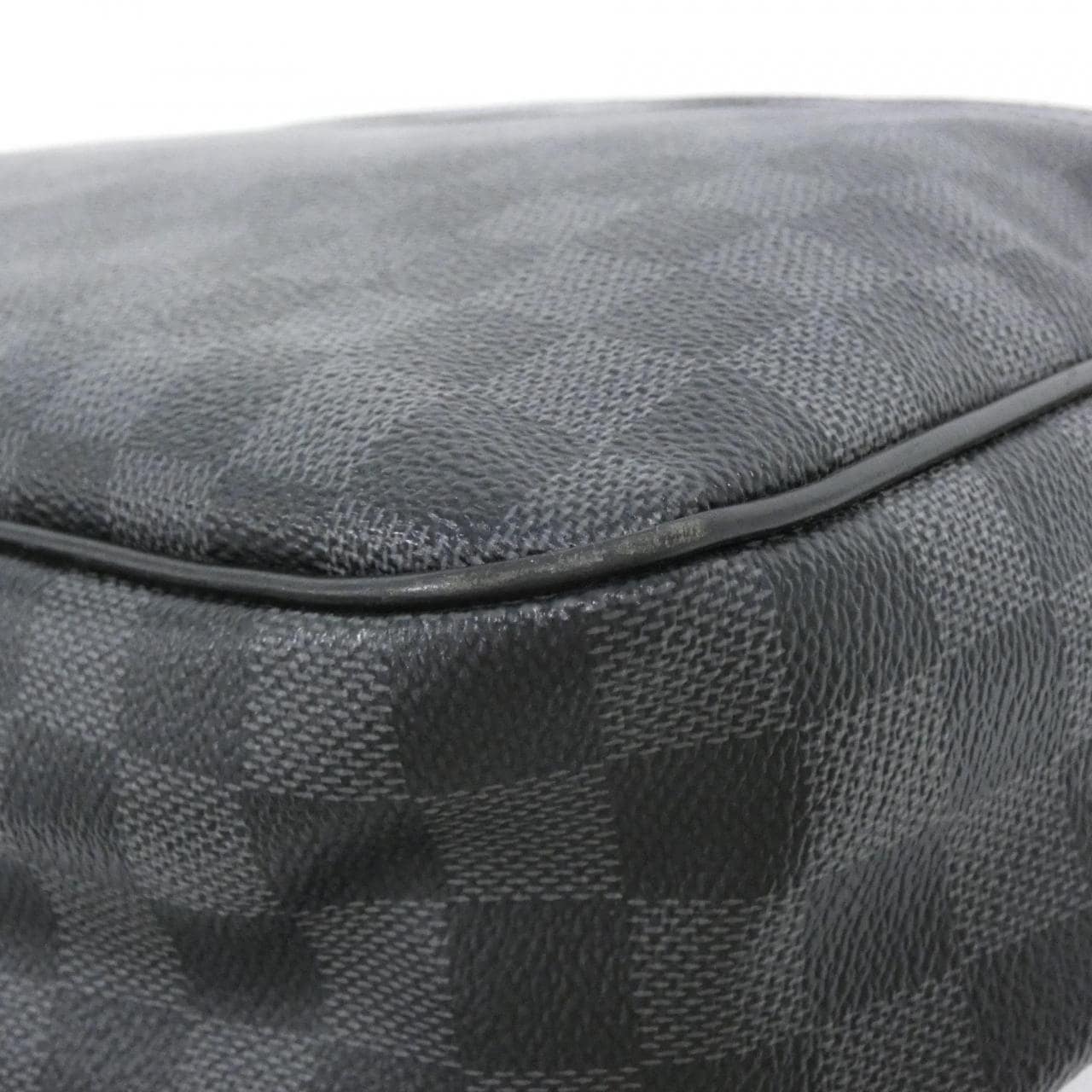 ルイヴィトン ダミエ グラフィット ダニエル GM N58033 ショルダーバッグ