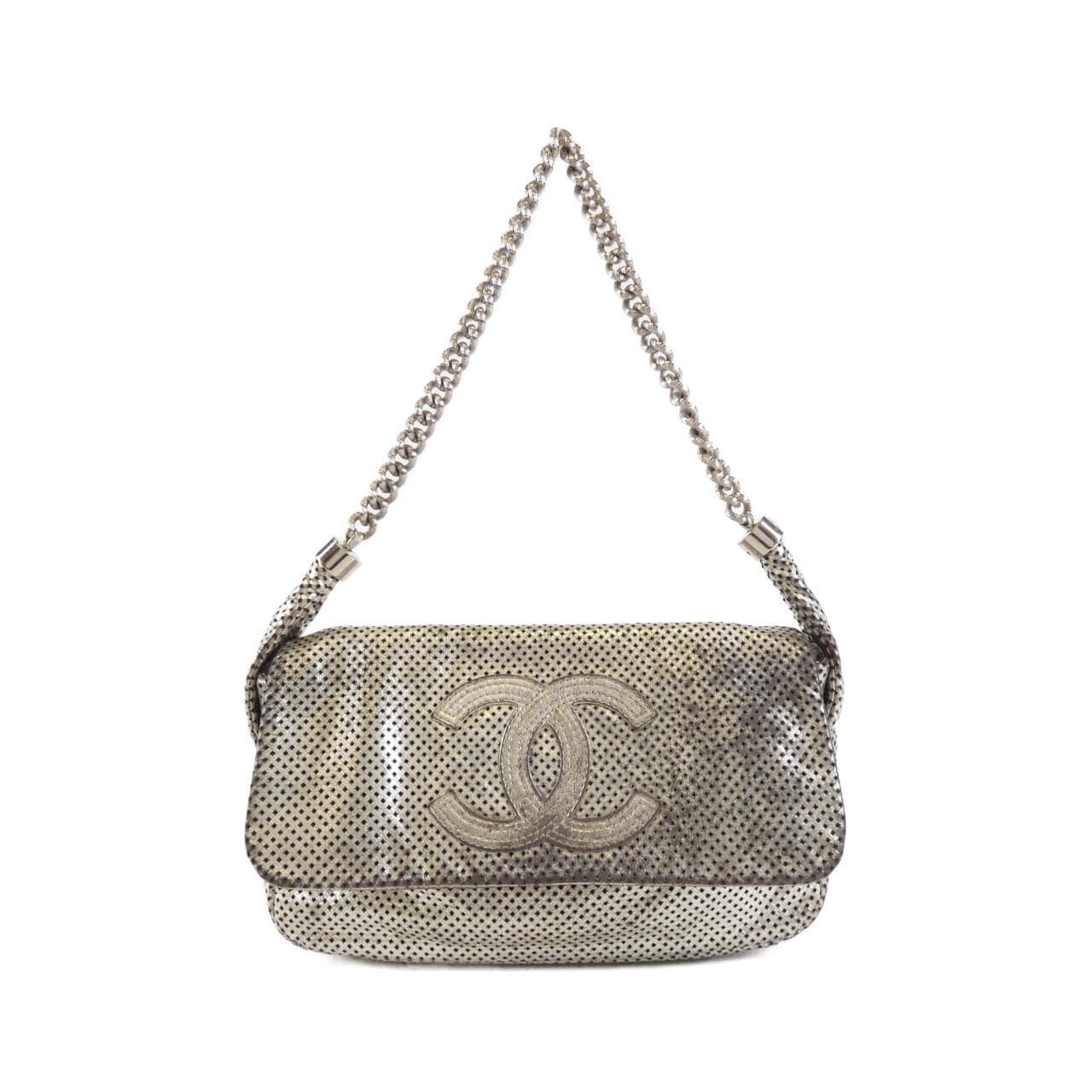 シャネル ショルダーバッグ