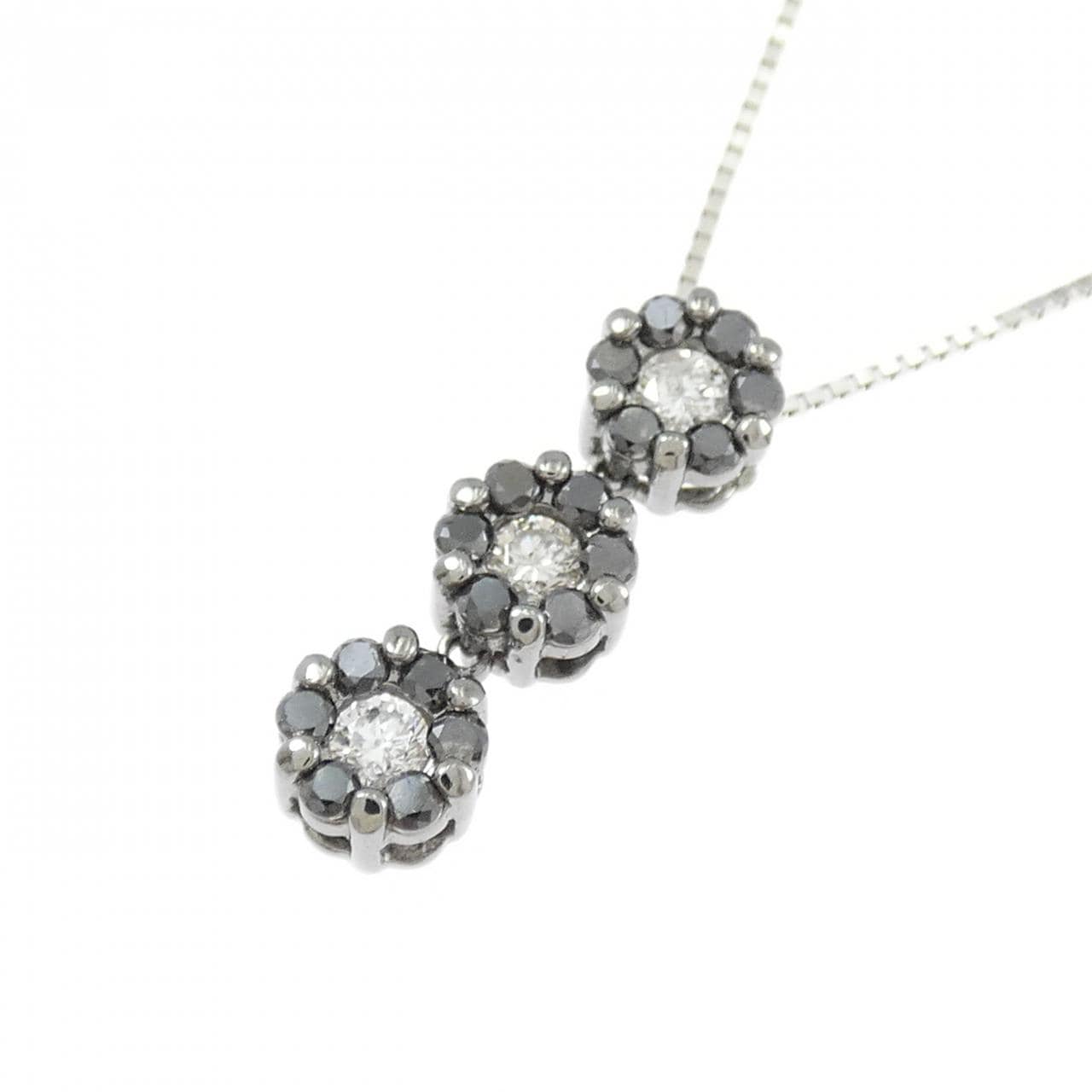 K10BG/K10WG フラワー ダイヤモンド ネックレス 0.34CT