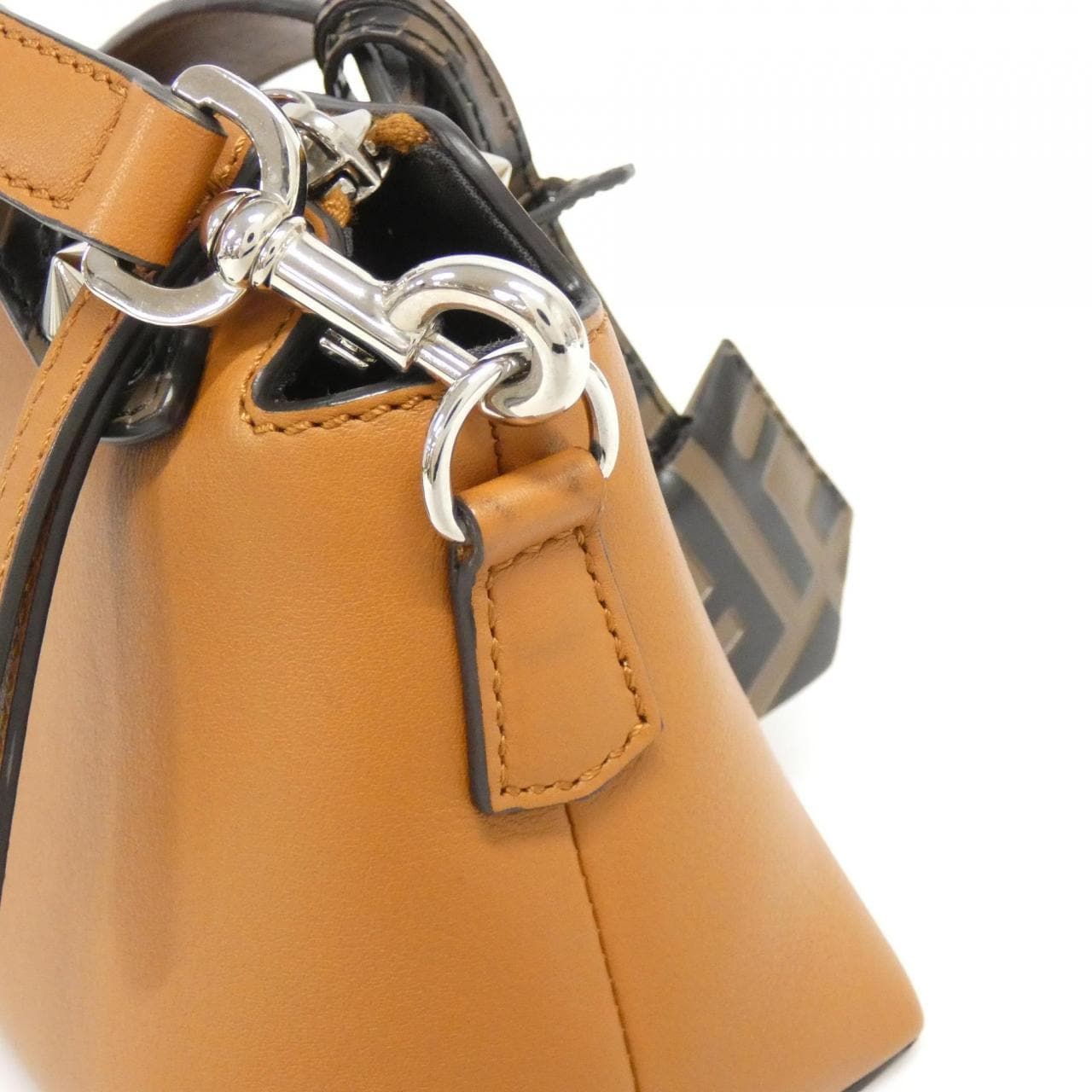 フェンディ バイ ザ ウェイ スモール 8BL145 A6CO バッグ